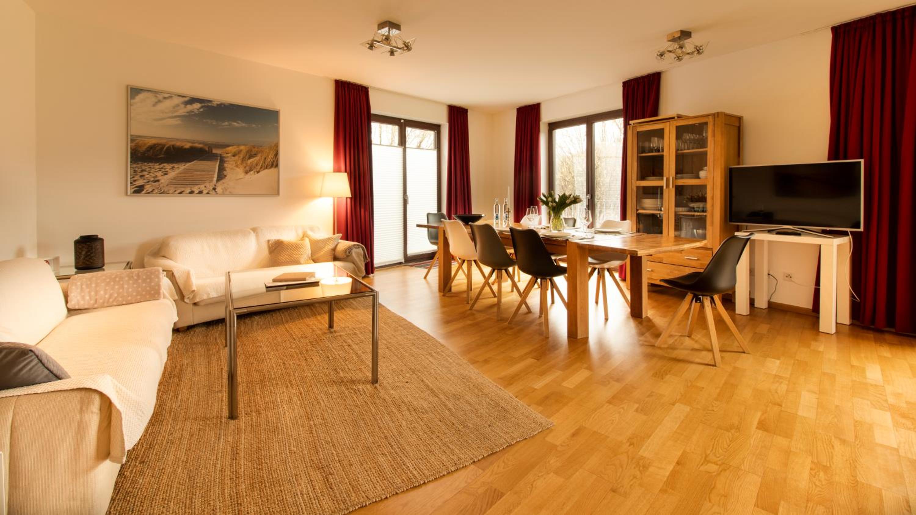 Four-Bedroom House photo 1