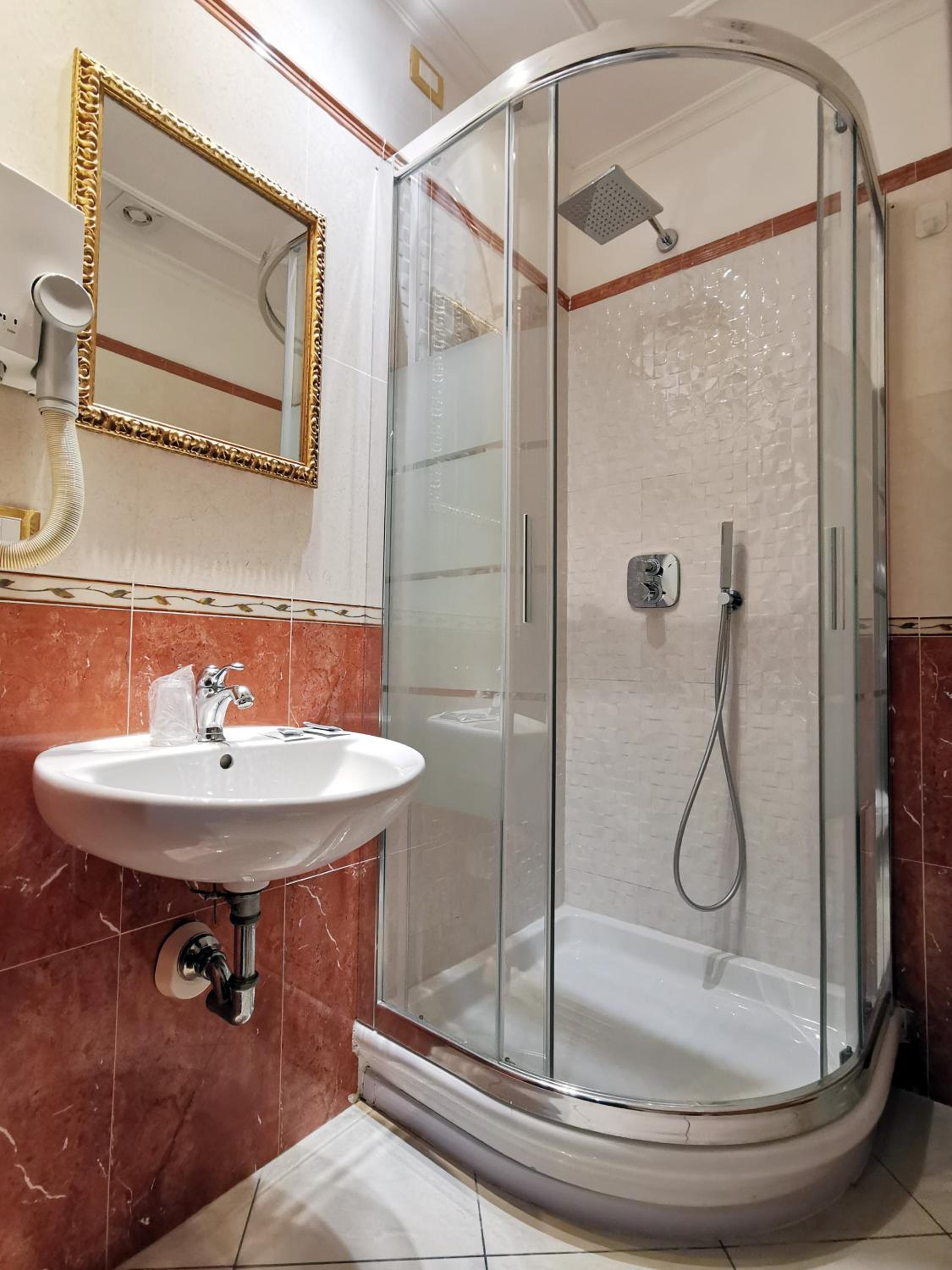 Standard Single Room photo 2