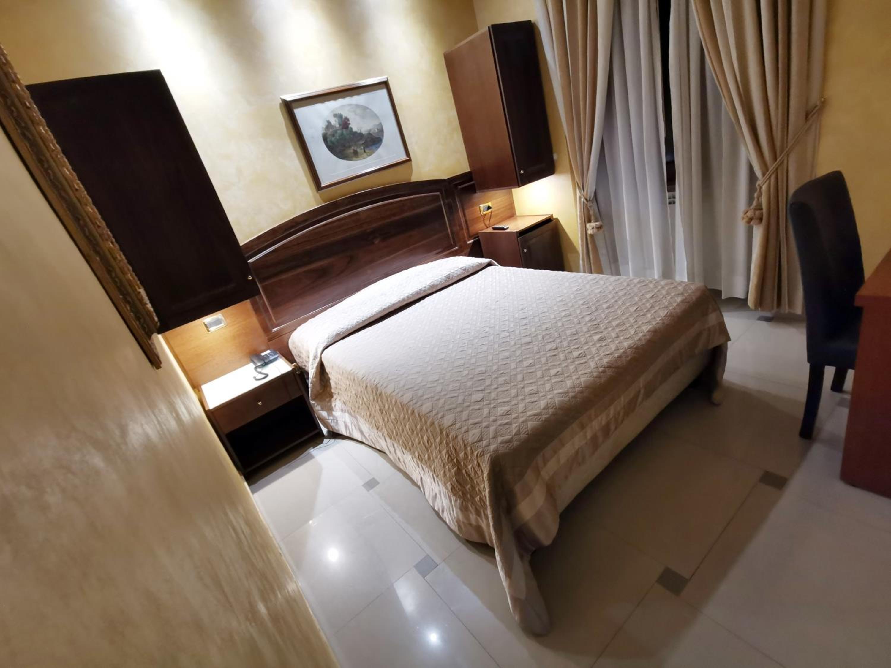 Standard Single Room photo 3
