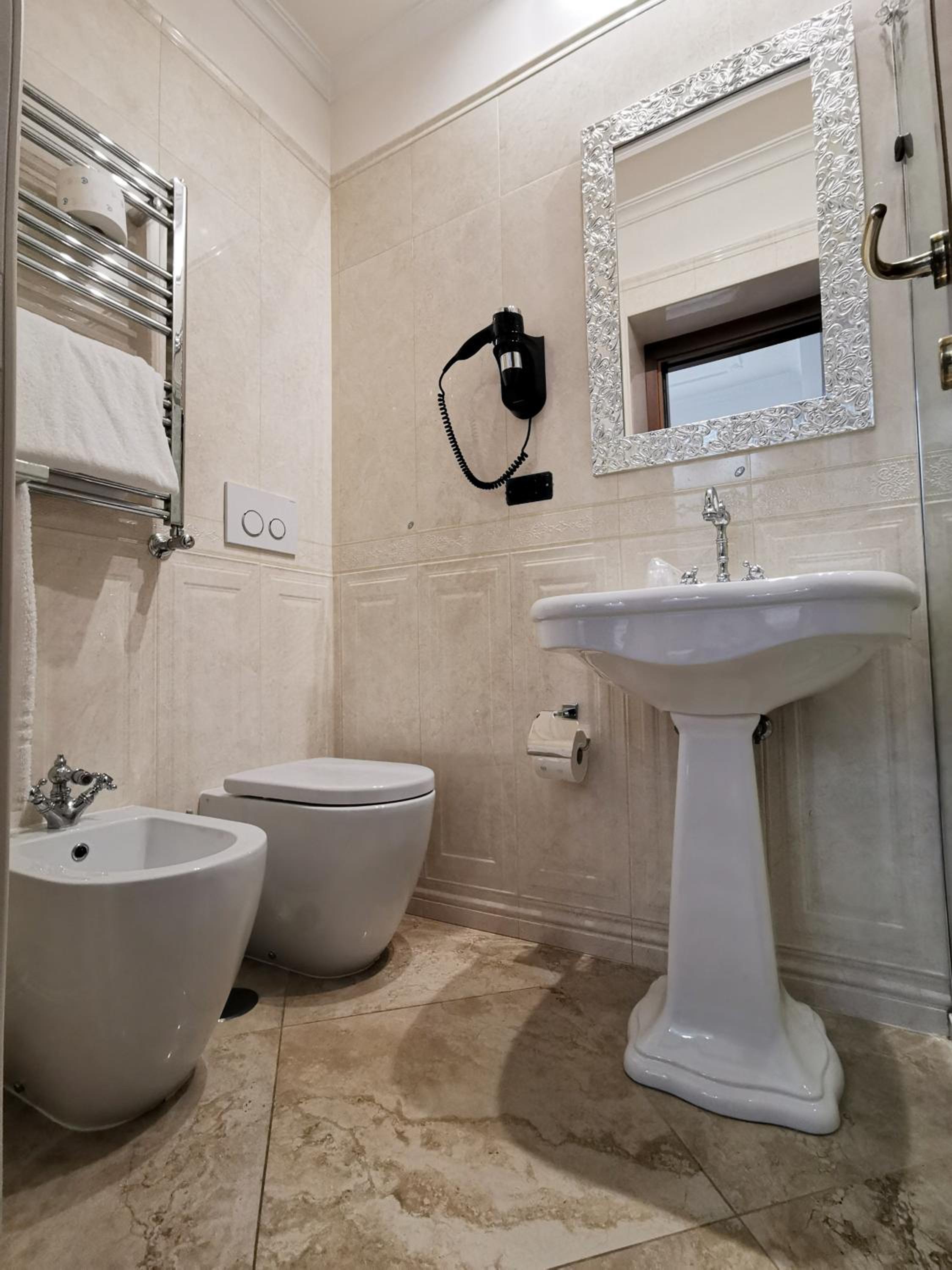 Standard Single Room photo 3
