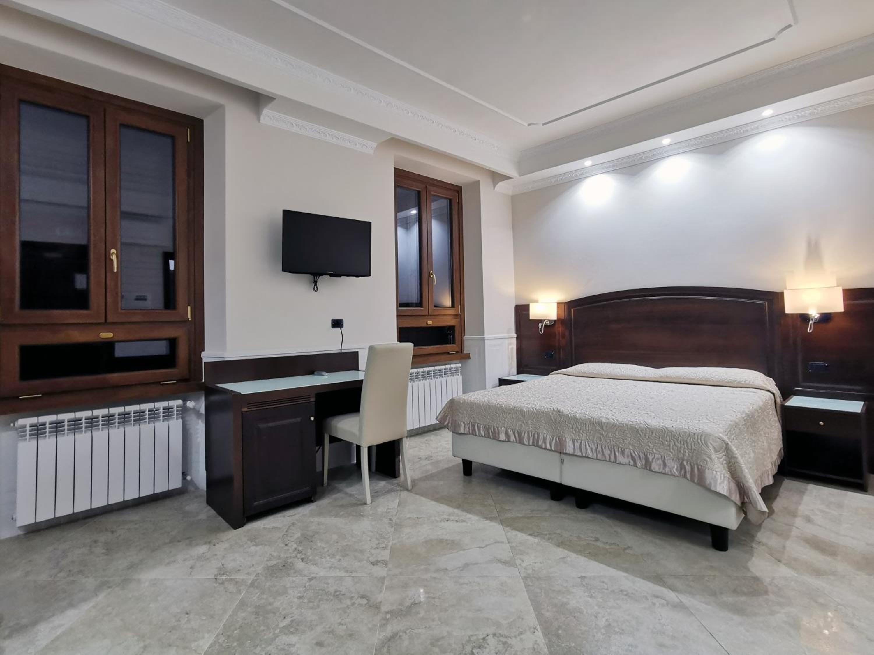 Superior Double or Twin Room photo 2
