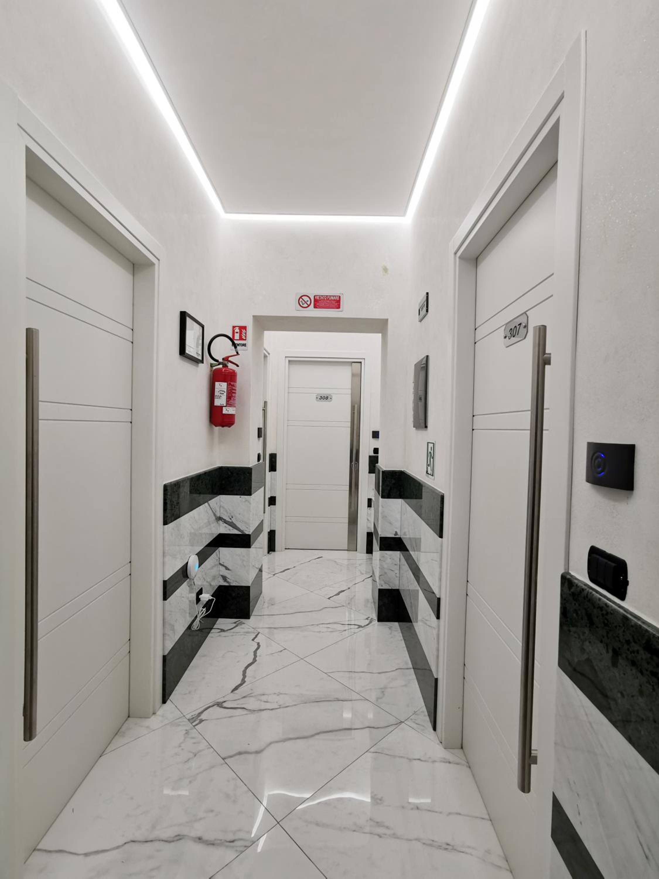 Deluxe Double or Twin Room photo 2