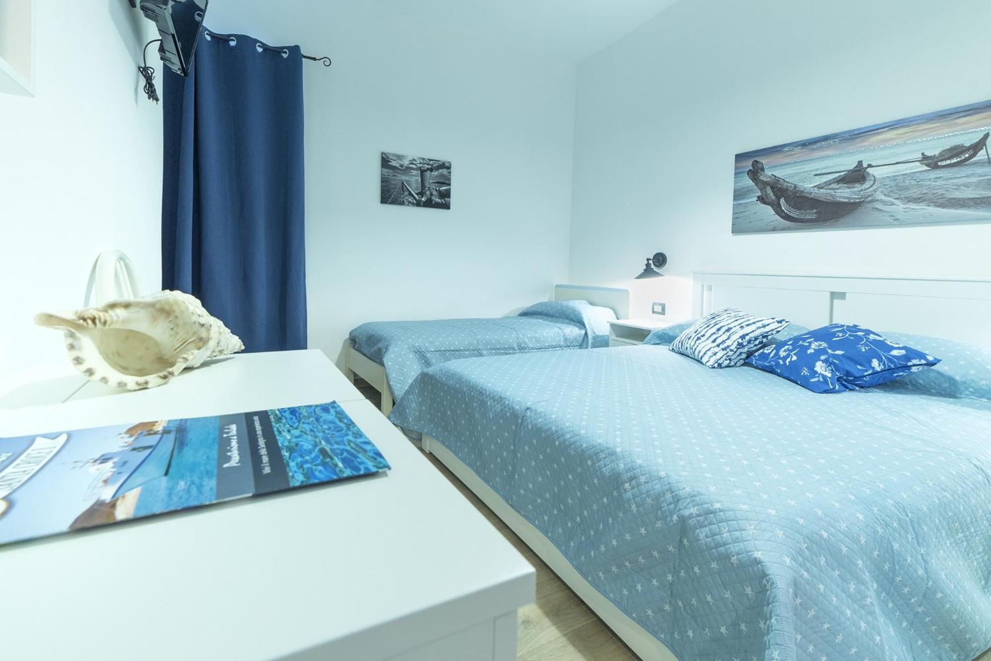 Triple Room with Private Bathroom photo 3