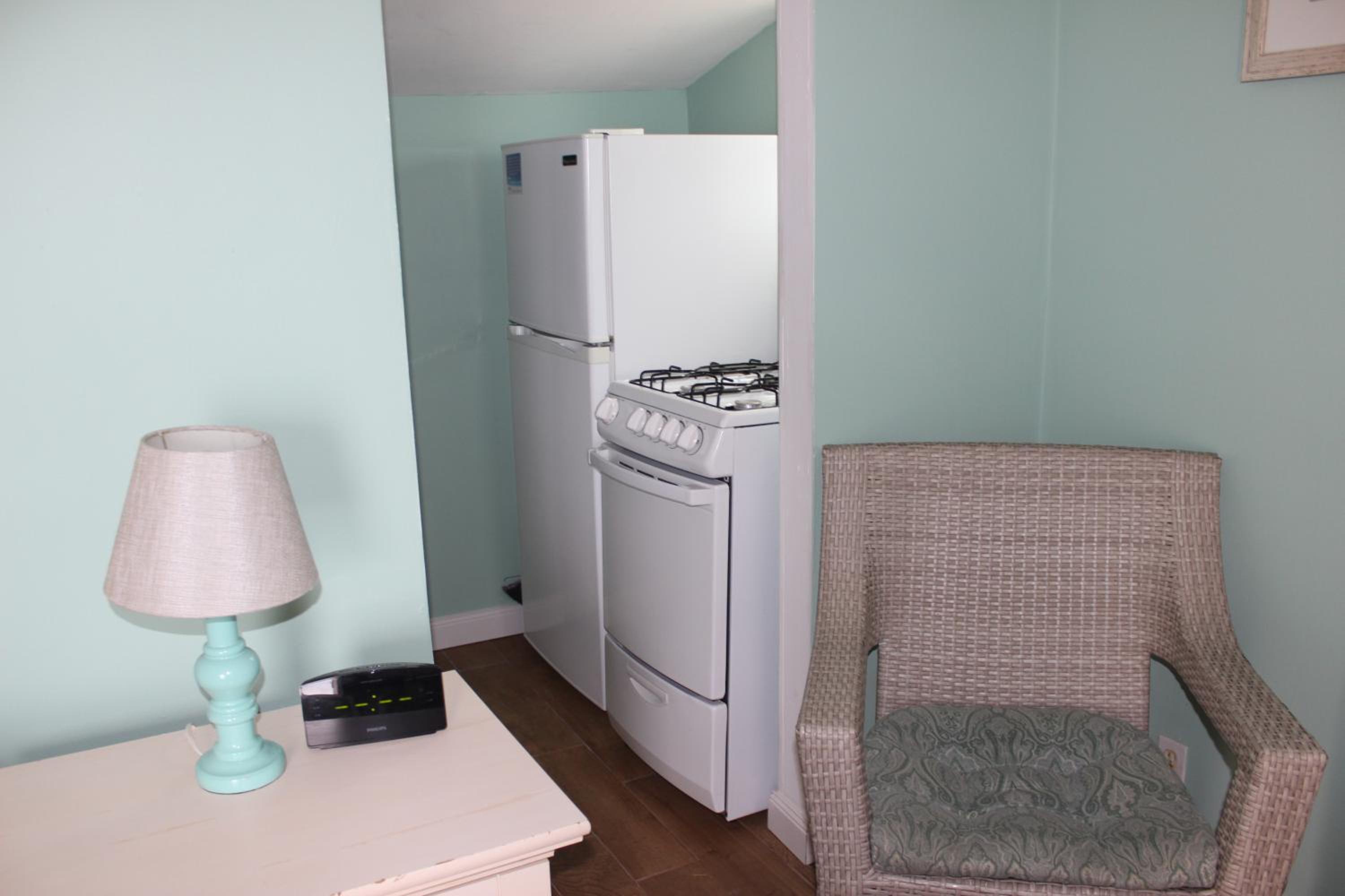 Cottage with Ocean Front - Photo 15