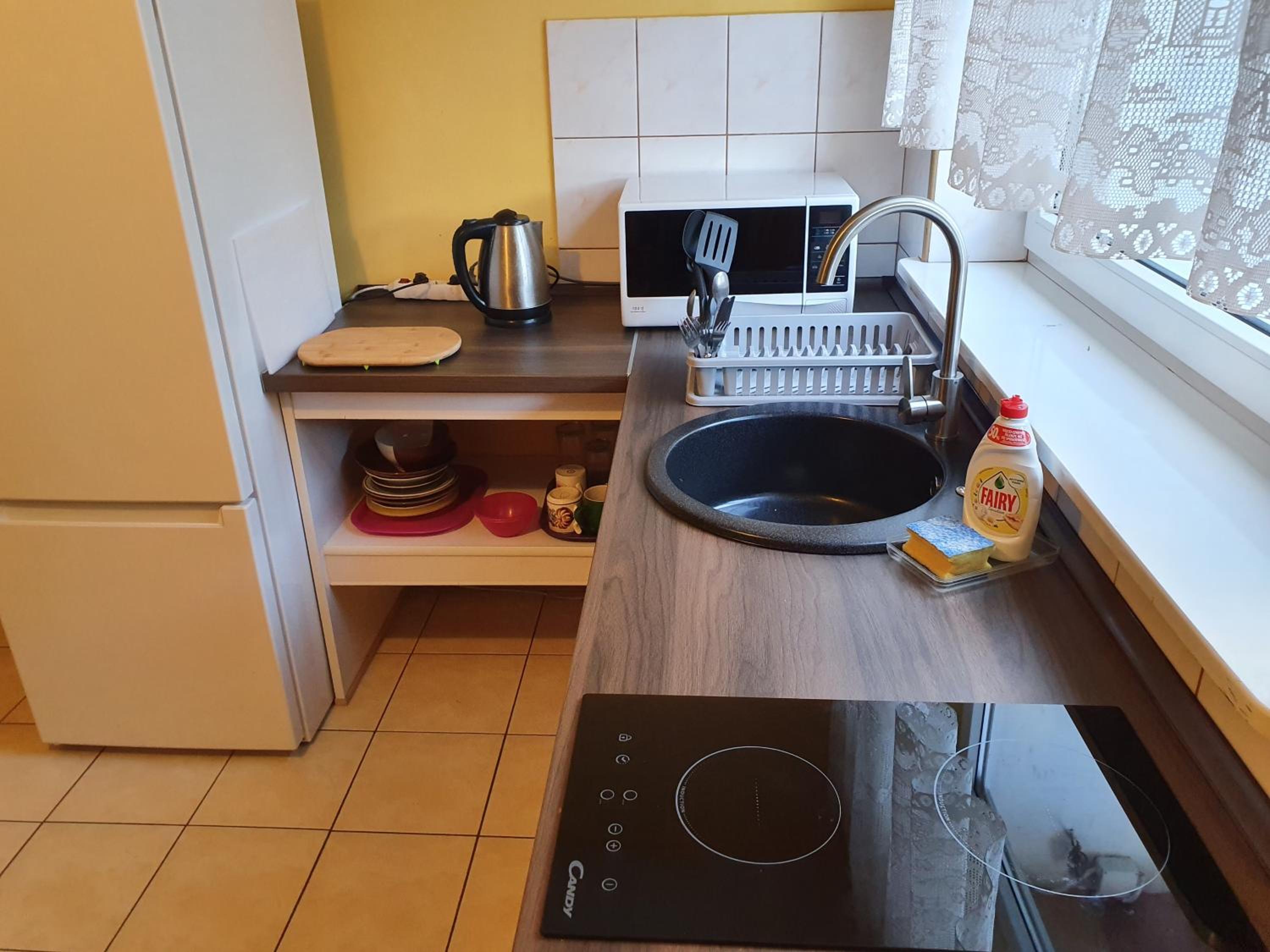 Triple Room with Bathroom - Photo 16