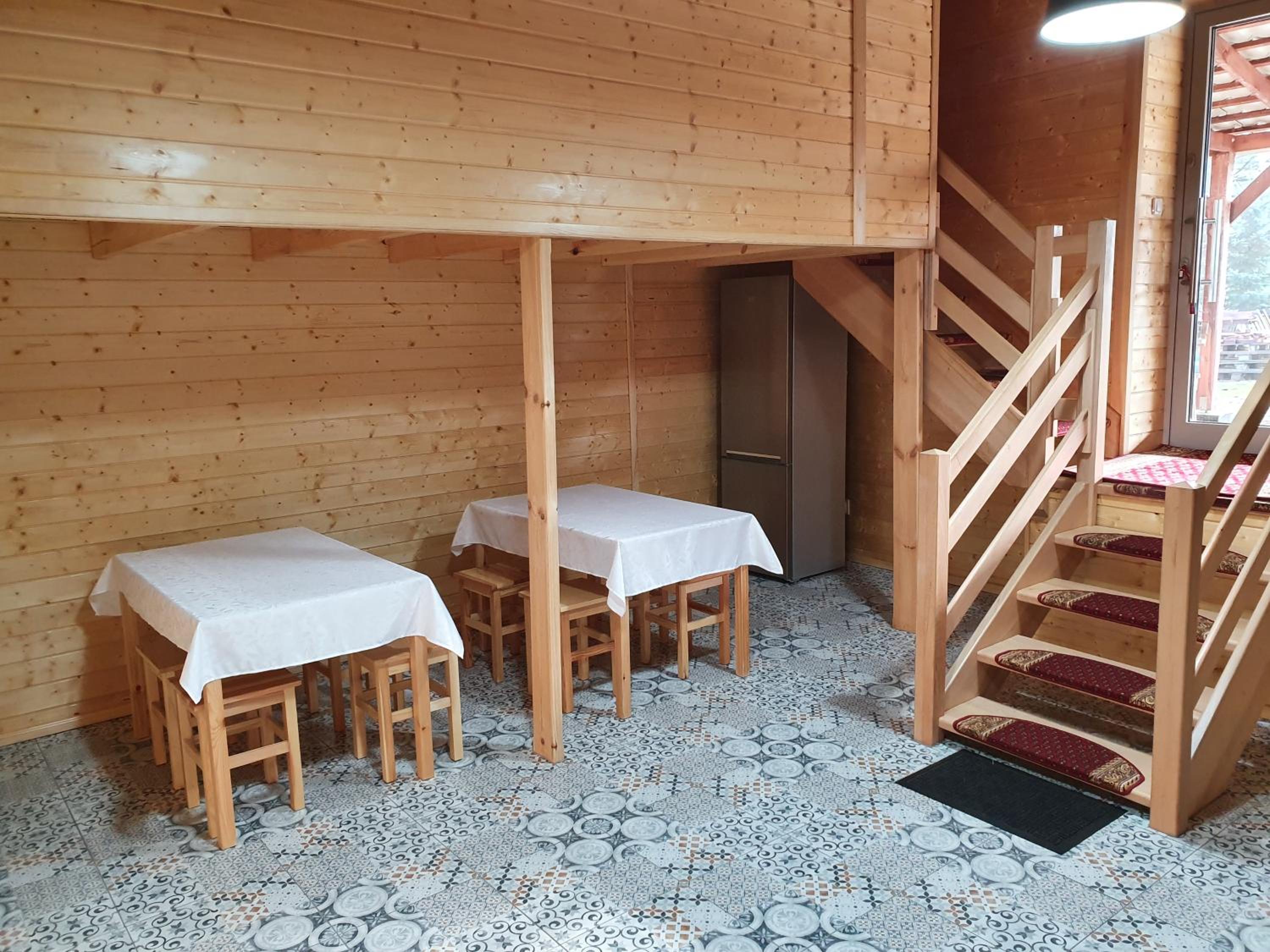 Quadruple Room with Bathroom - Photo 33