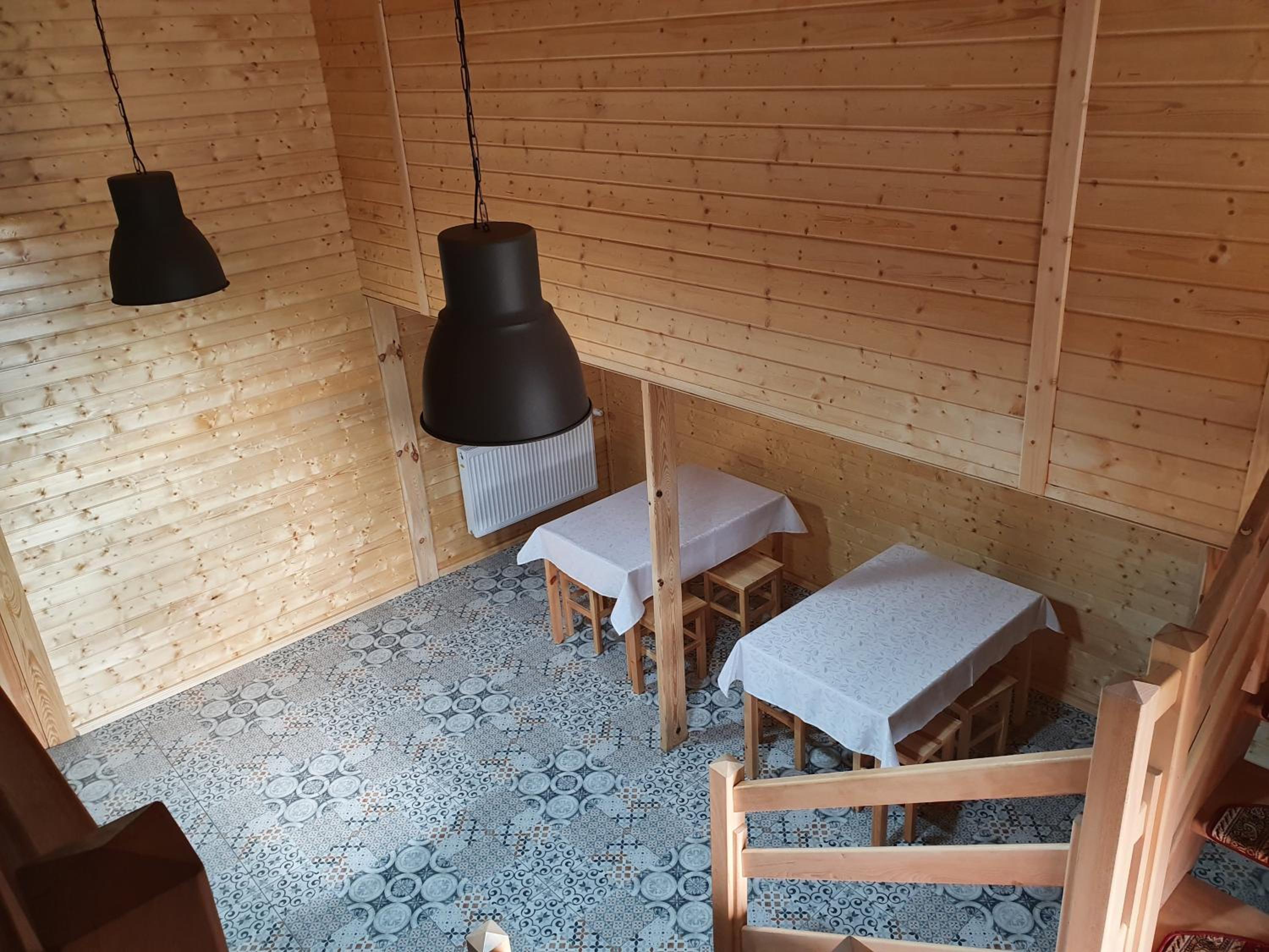 Quadruple Room with Bathroom - Photo 34