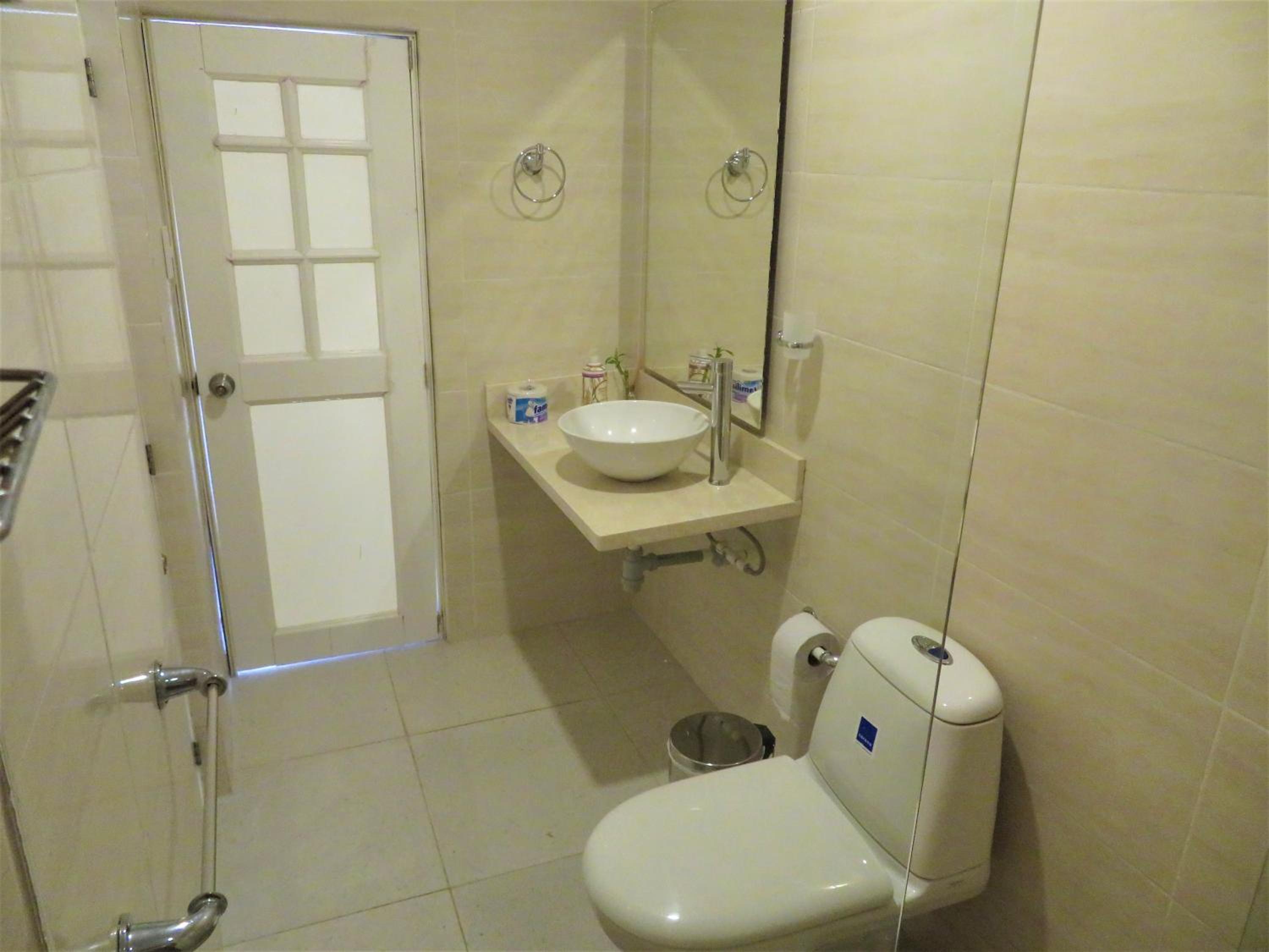 Double or Twin Room with Shared Bathroom photo 2