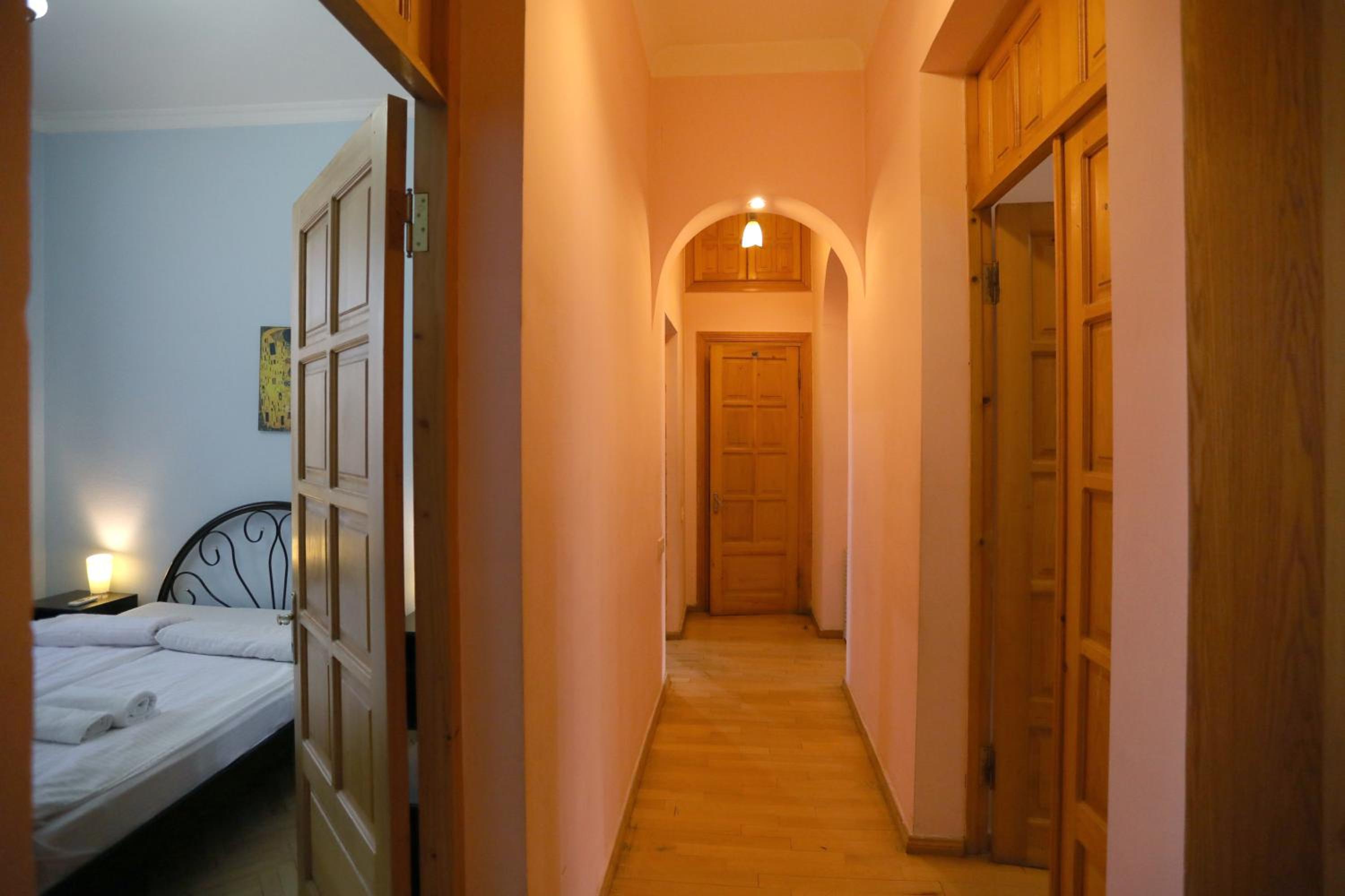 Three-Bedroom Apartment - Photo 17