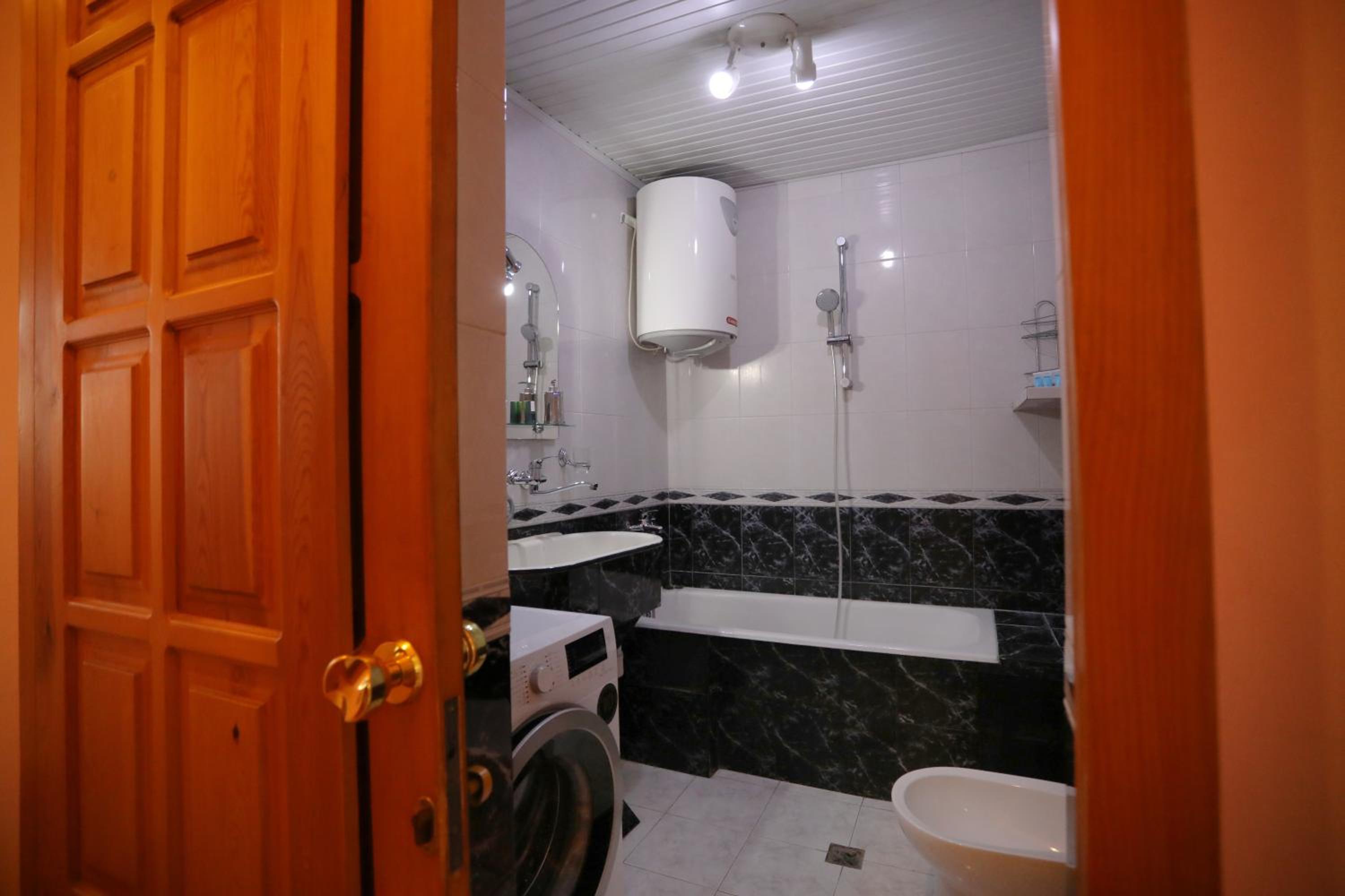 Three-Bedroom Apartment - Photo 18