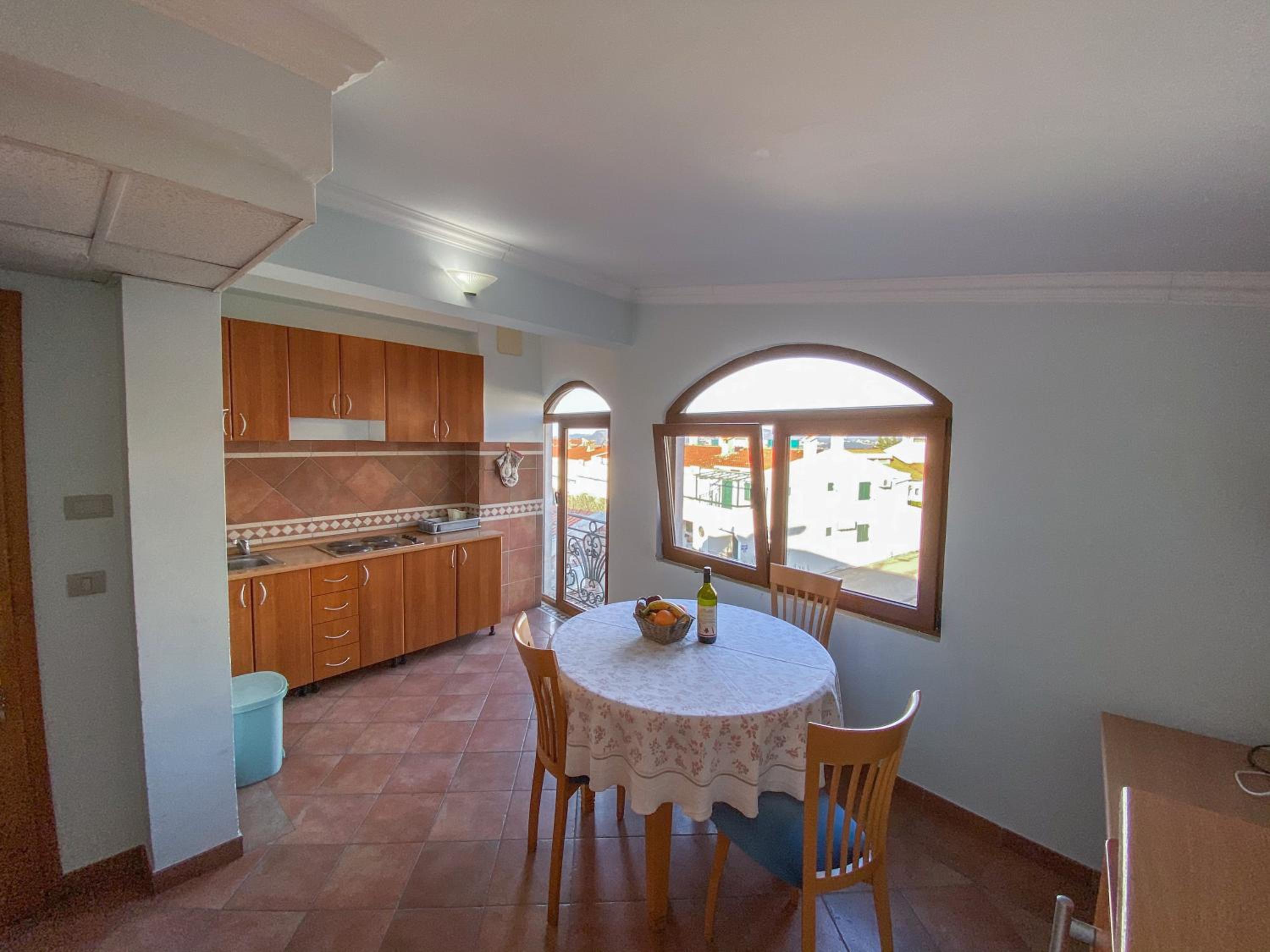 One-Bedroom Apartment (3 Adults) - Photo 3