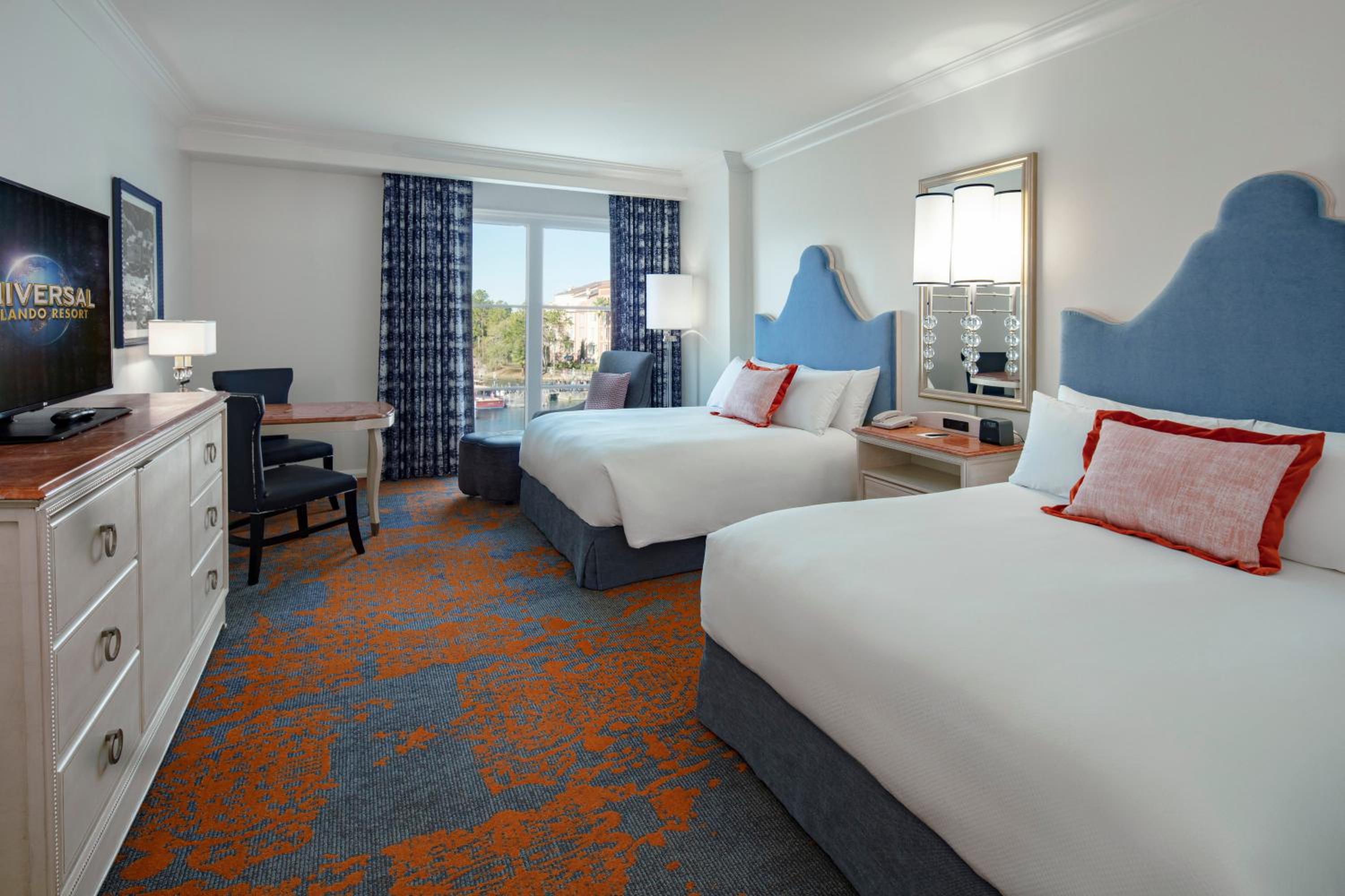 Deluxe Two Queen Room (Includes FREE^ Universal Express Unlimited)
