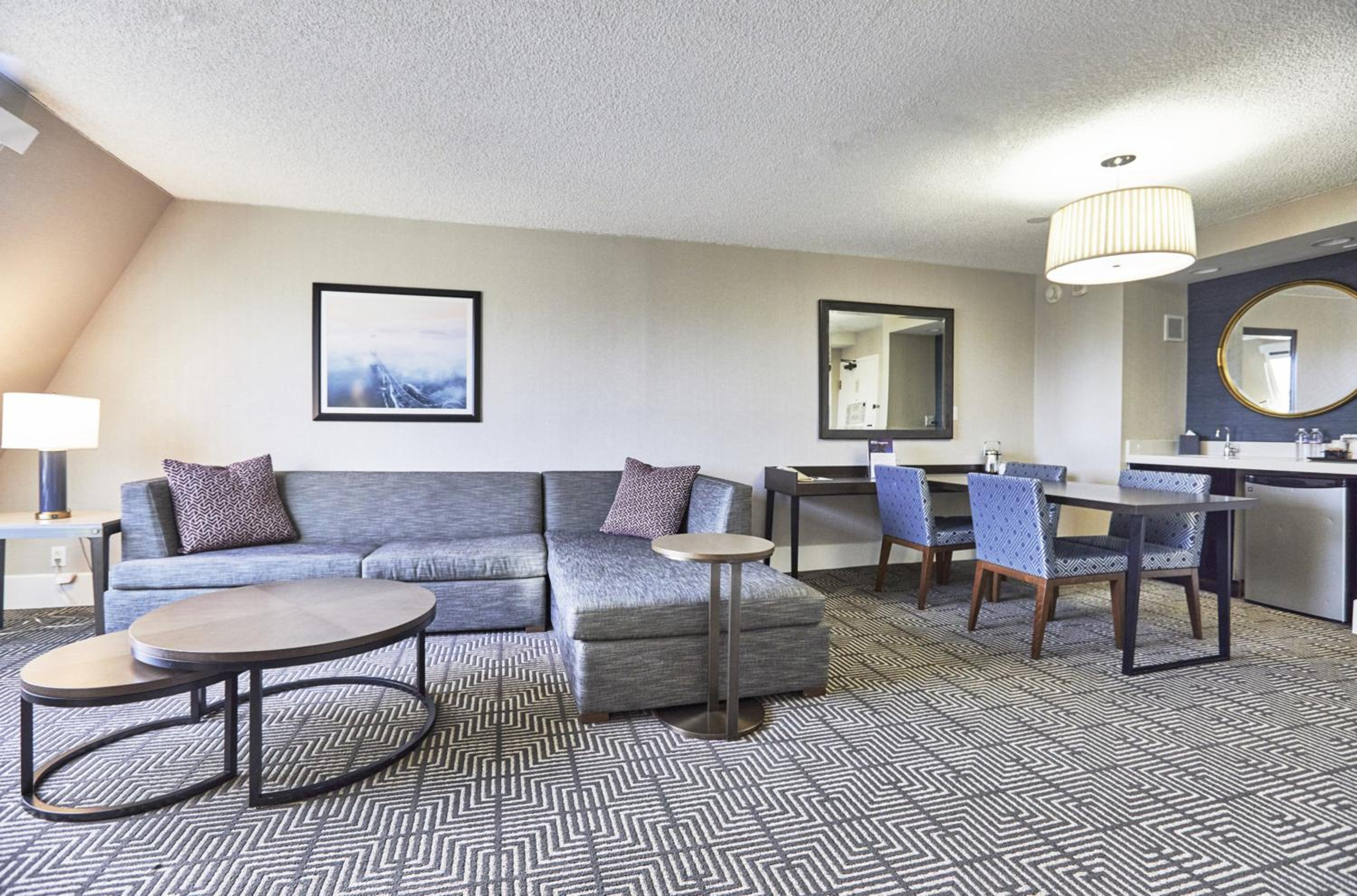 Suite - Photo 6