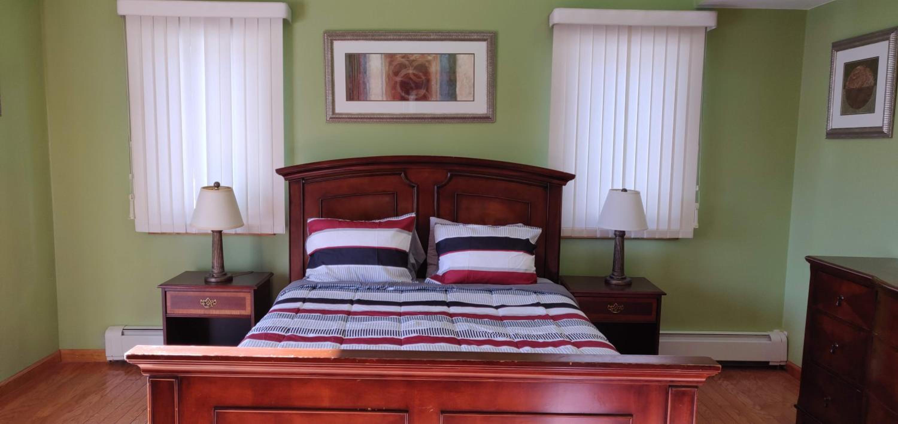 Three-Bedroom House photo 1