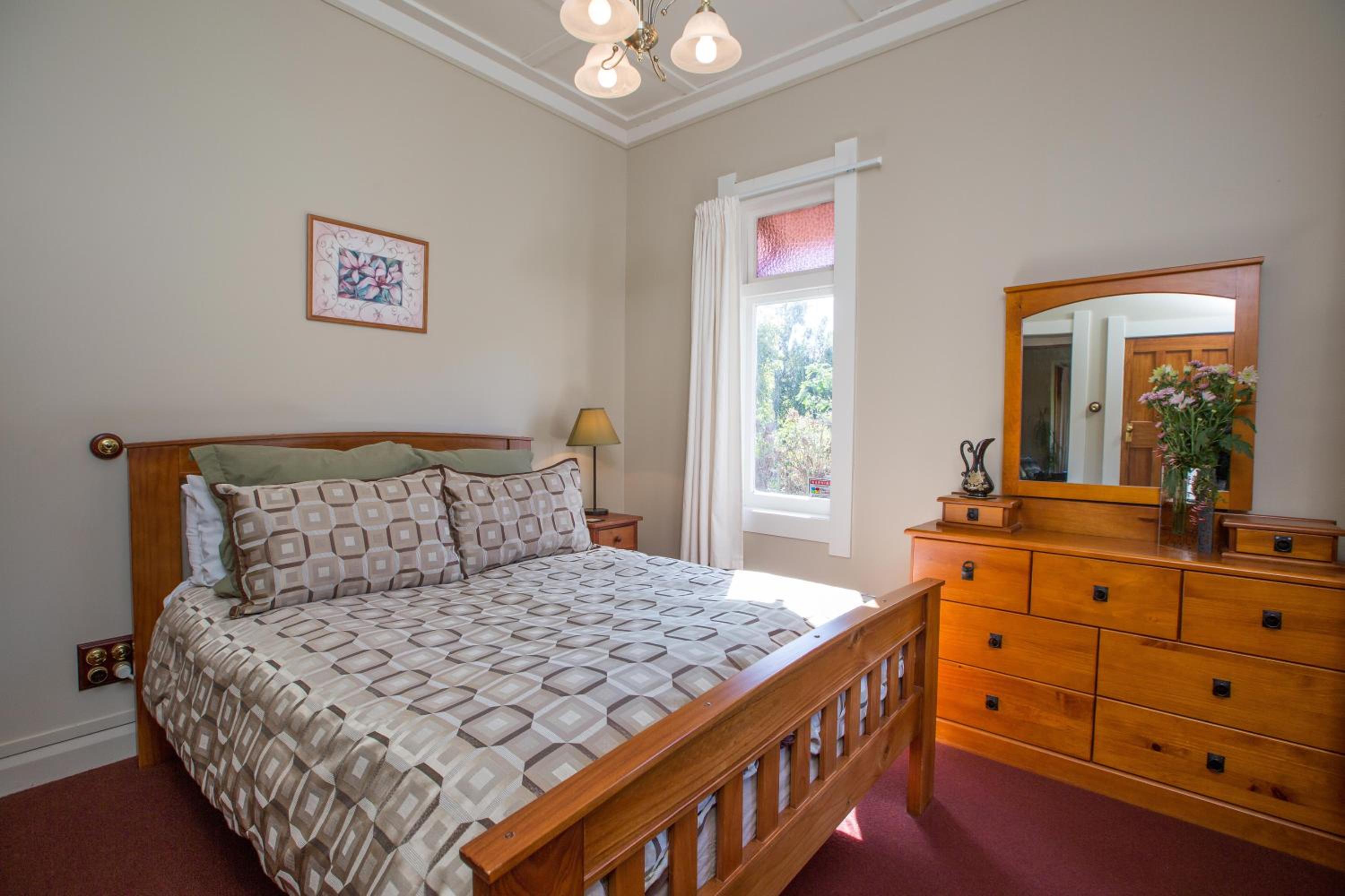 Three-Bedroom Cottage photo 1