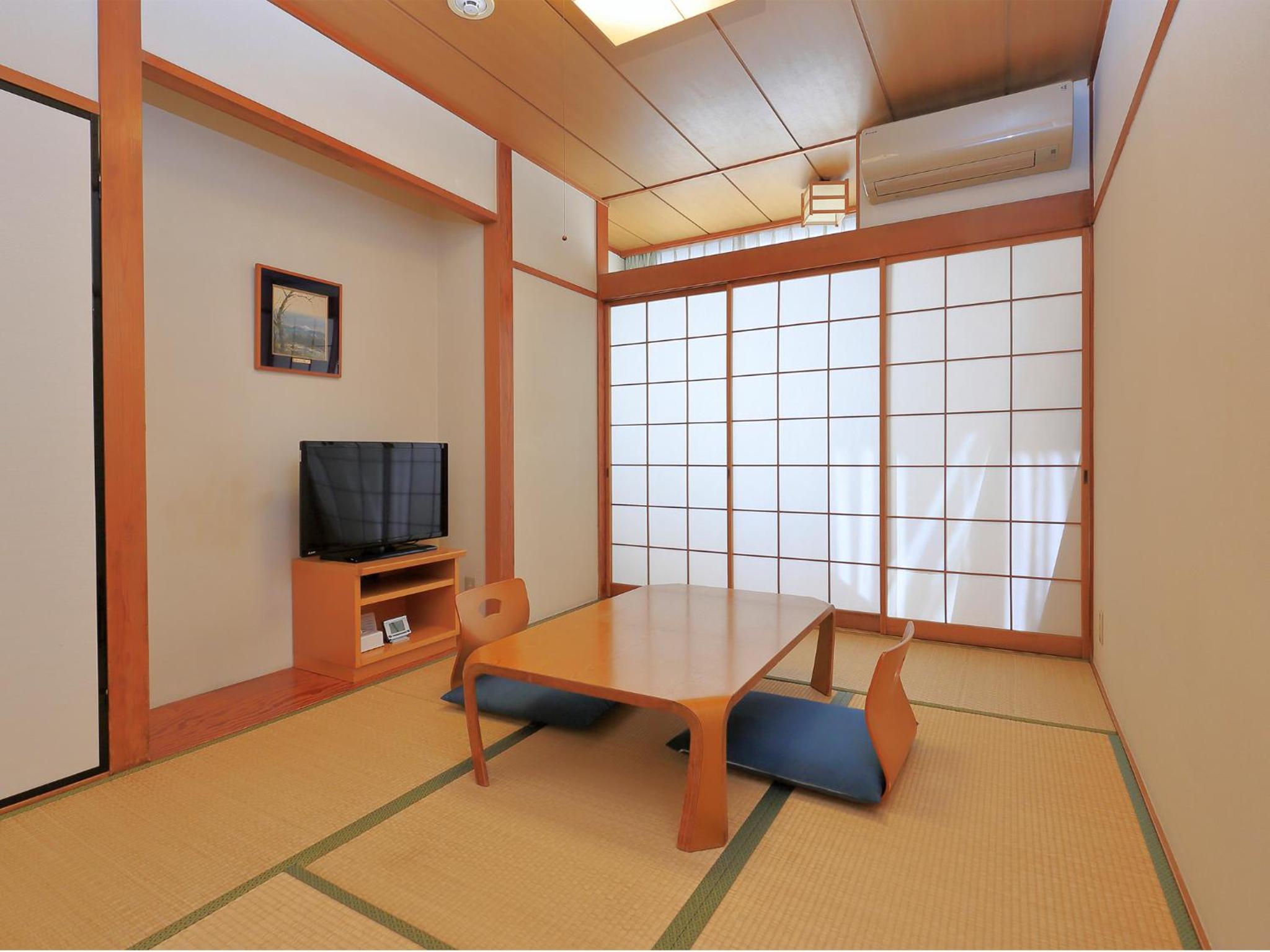 Japanese-Style Quadruple Room