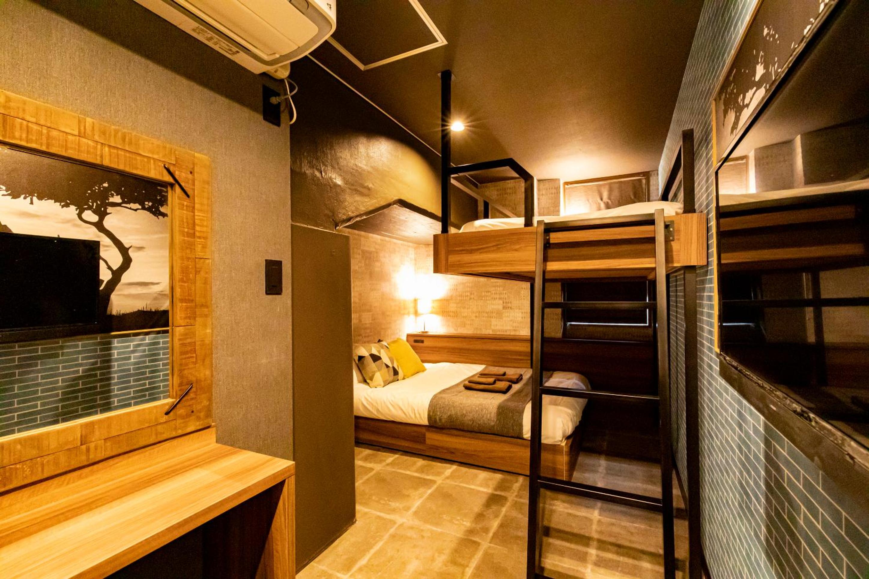 Triple Room E