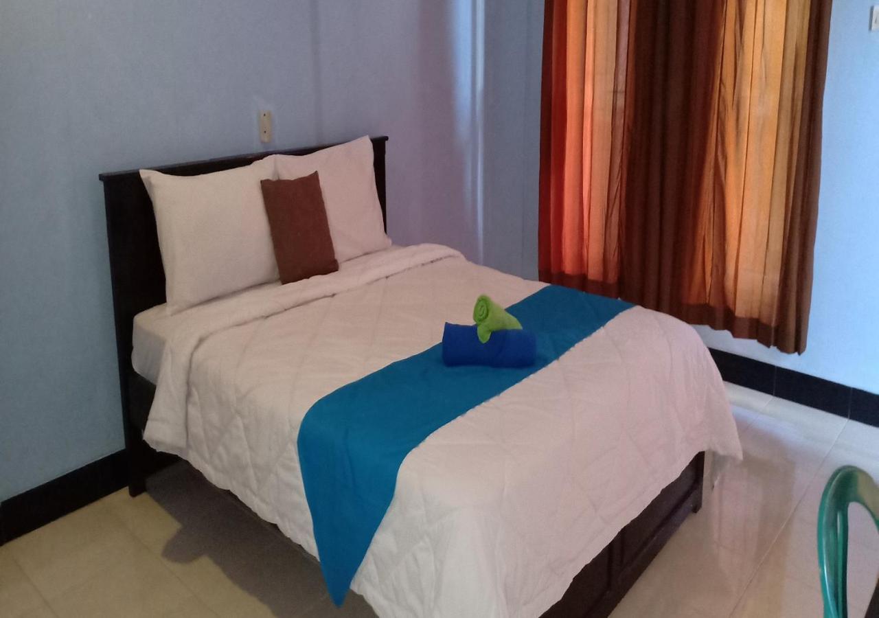 Standard Twin Room - Photo 6