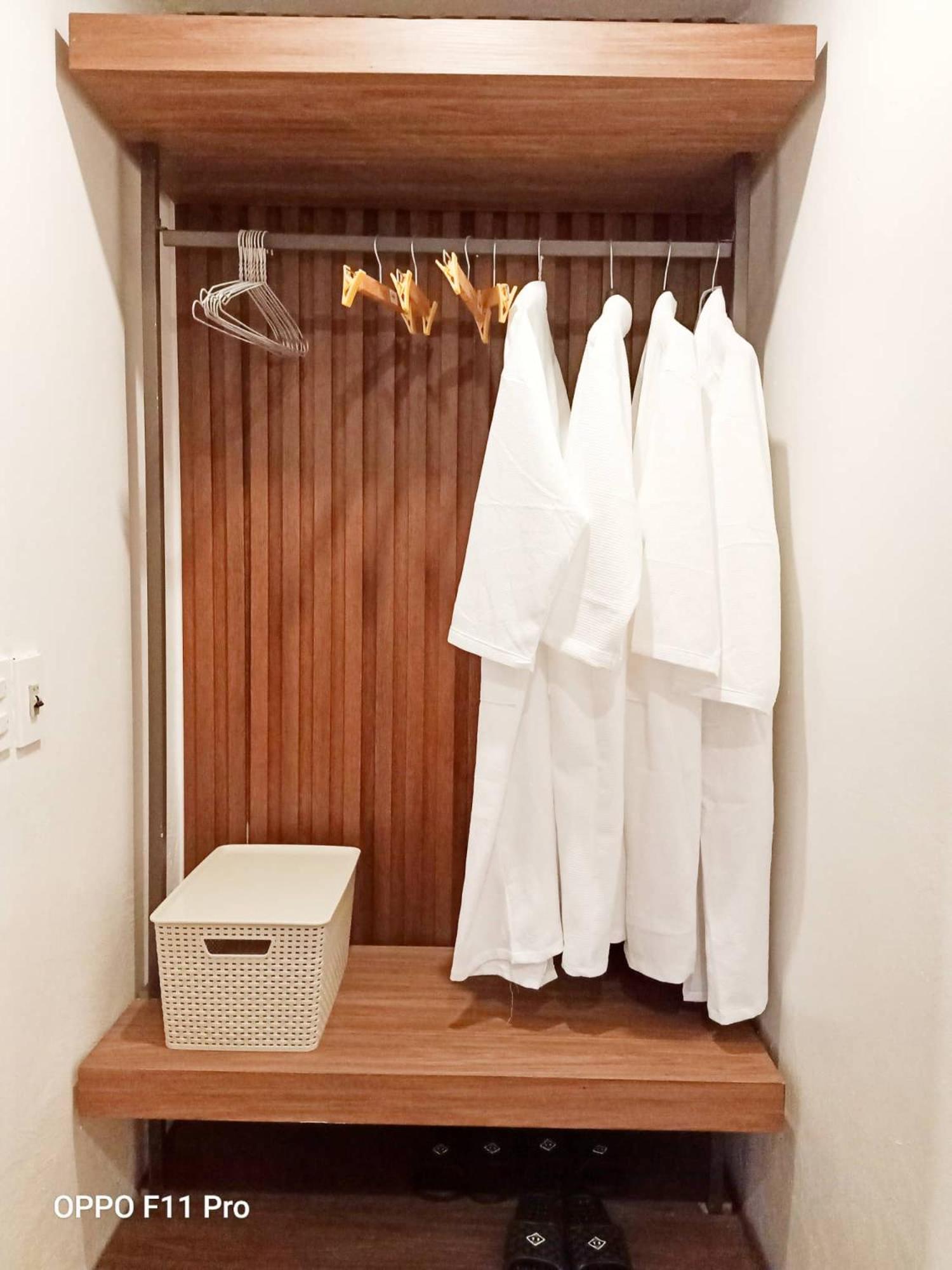 Deluxe Triple Bungalow - Photo 10