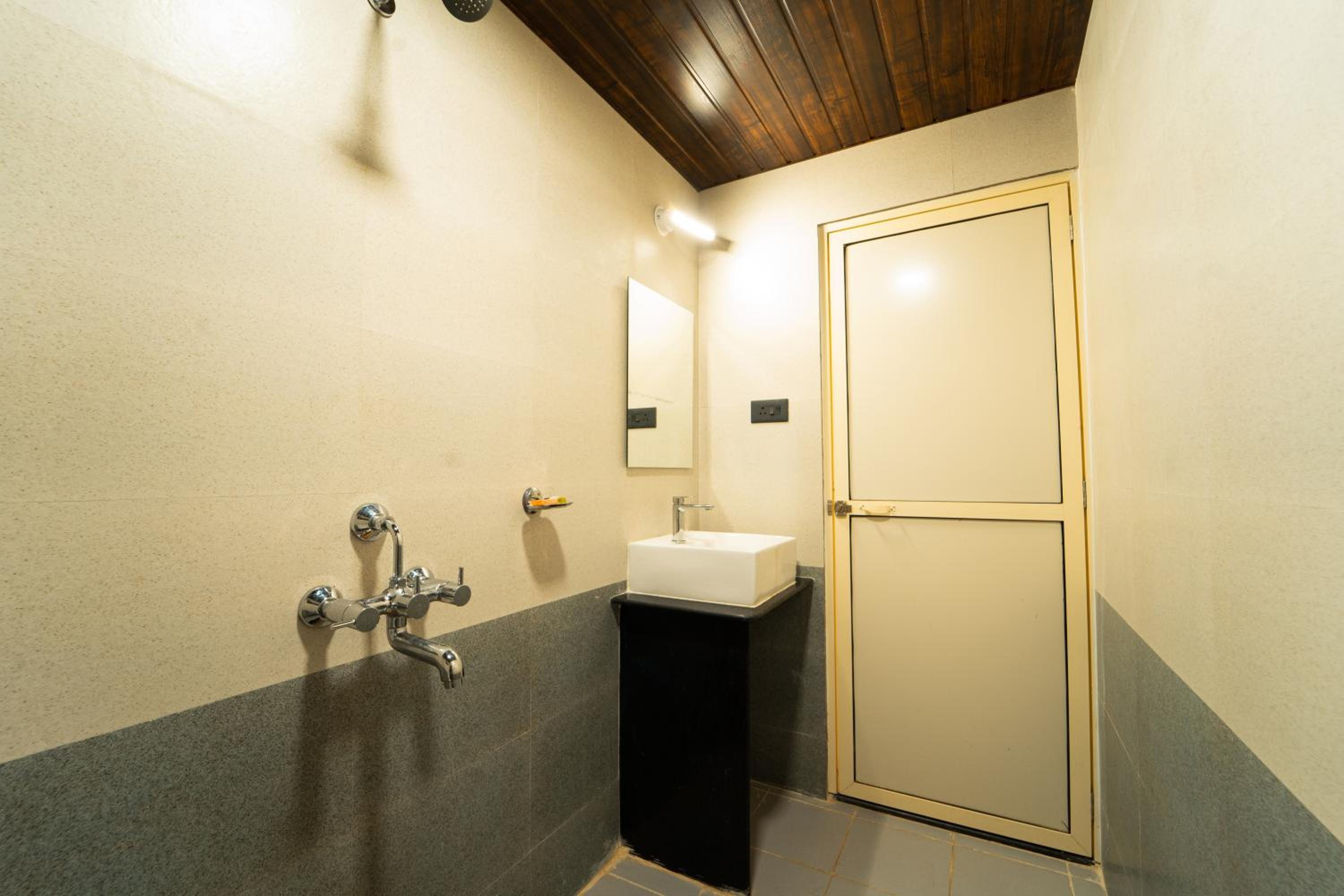 Superior King Room photo 3