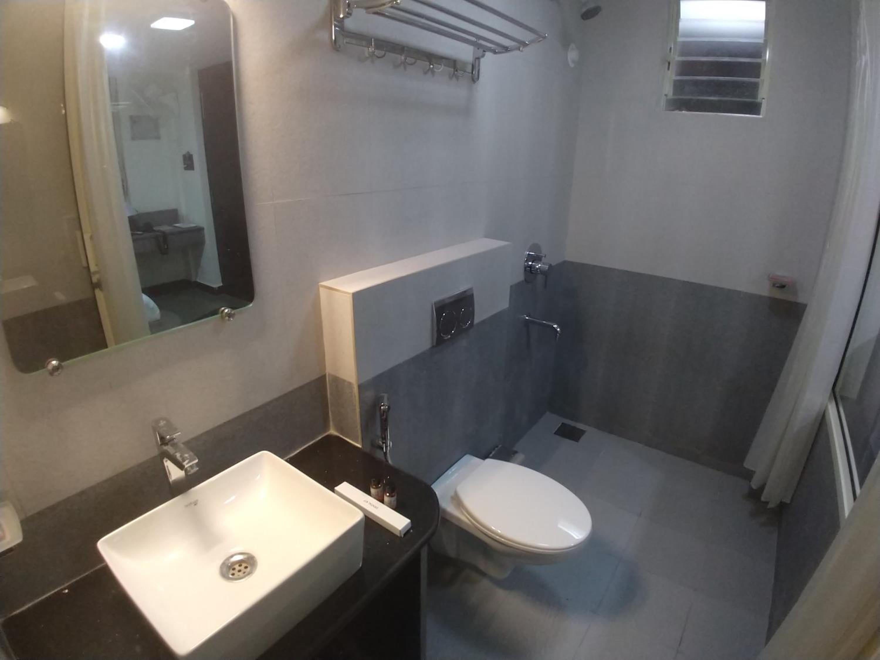 Double Room with Patio photo 3