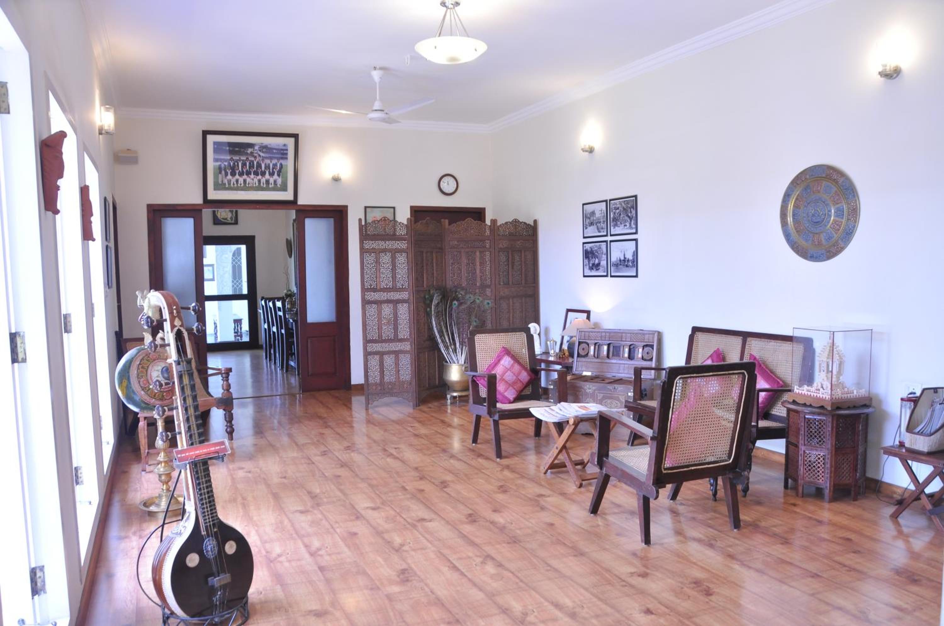Deluxe Room - Photo 3