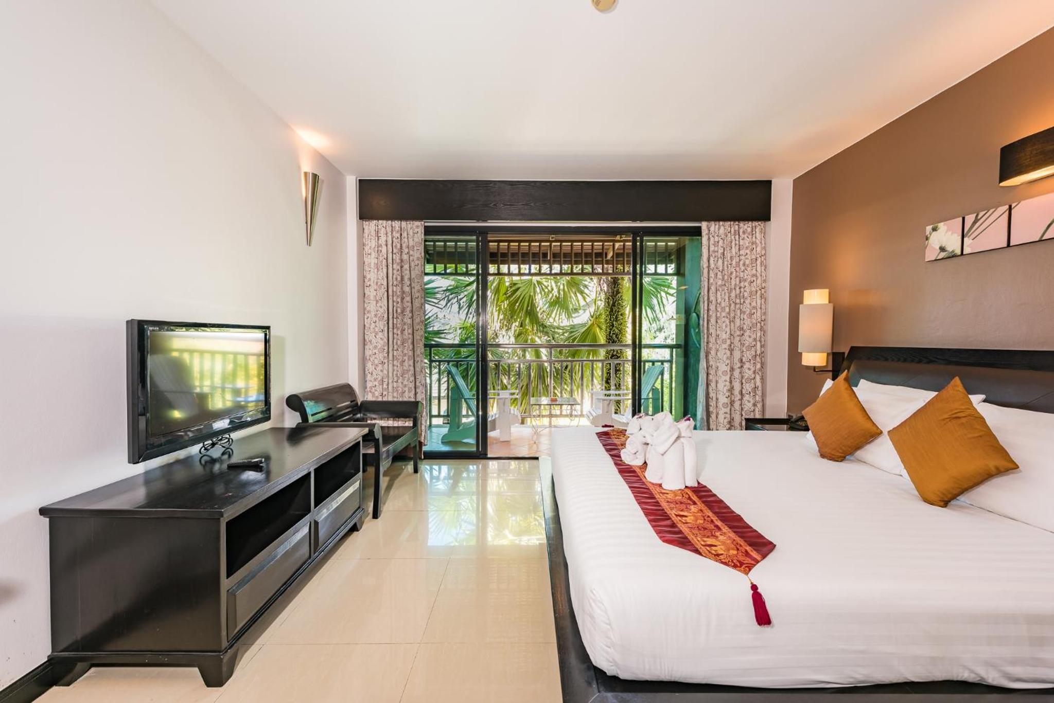 Deluxe Double or Twin Room - Photo 7