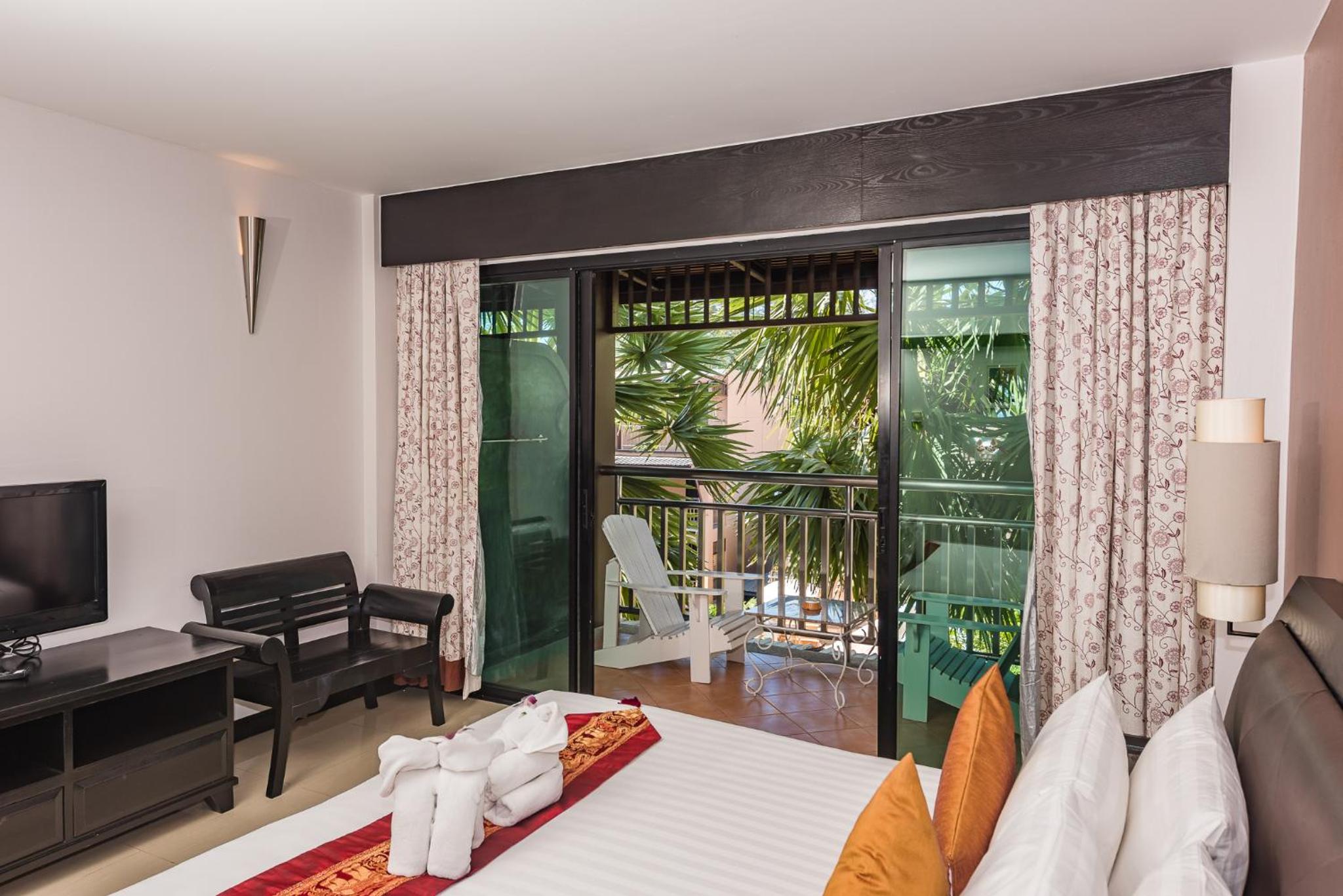 Deluxe Double or Twin Room - Photo 5