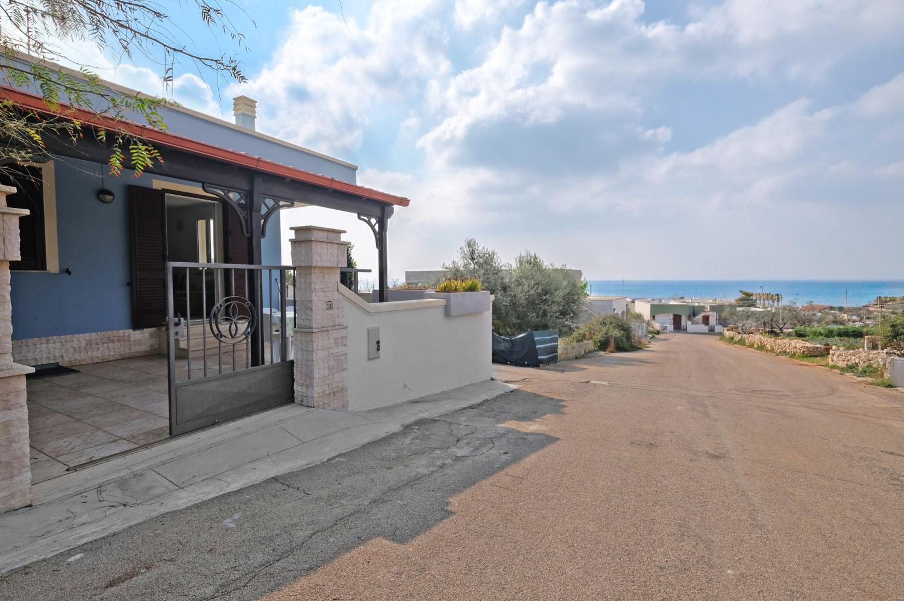 Villa With Sea View photo 3