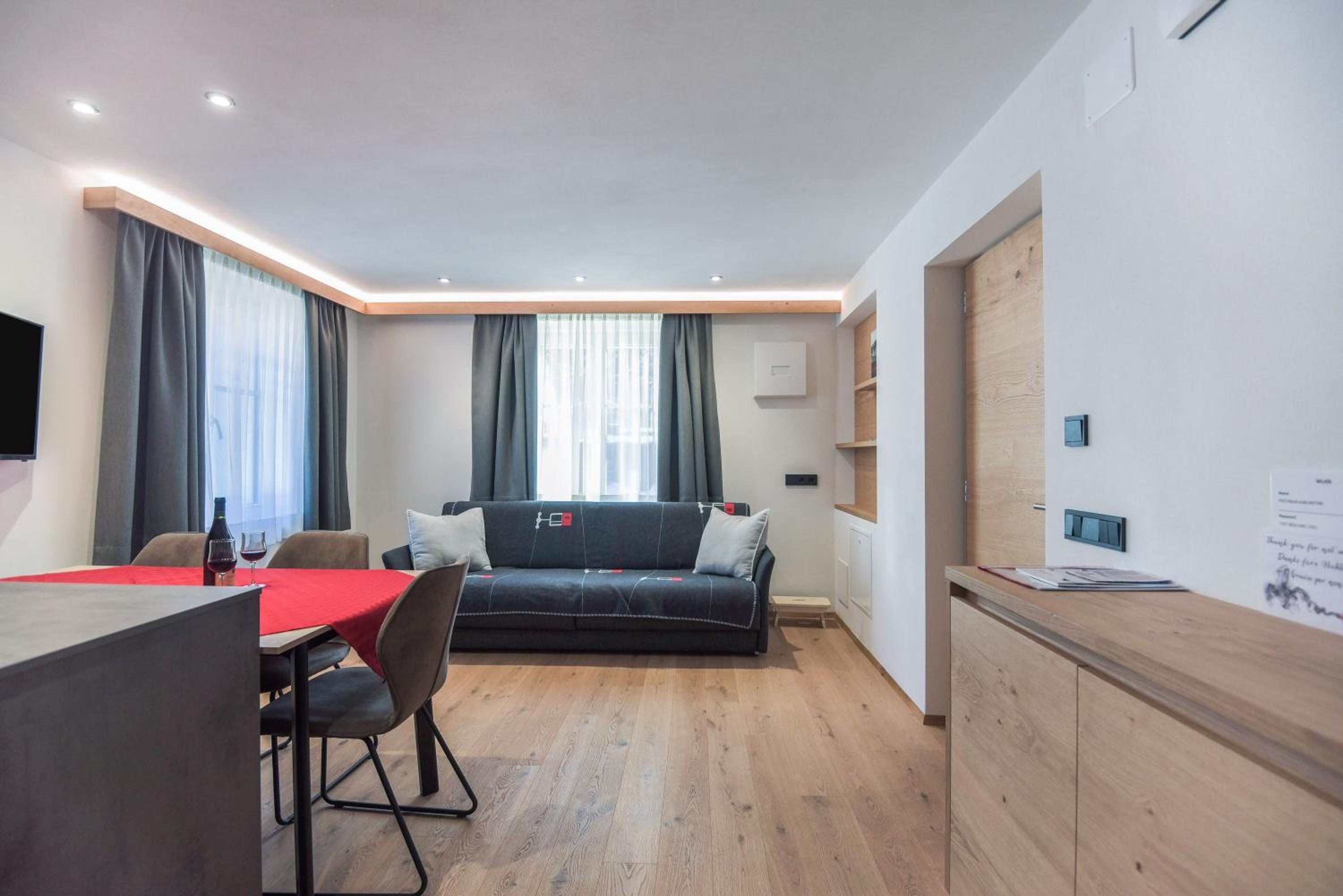 Apartment with Shower