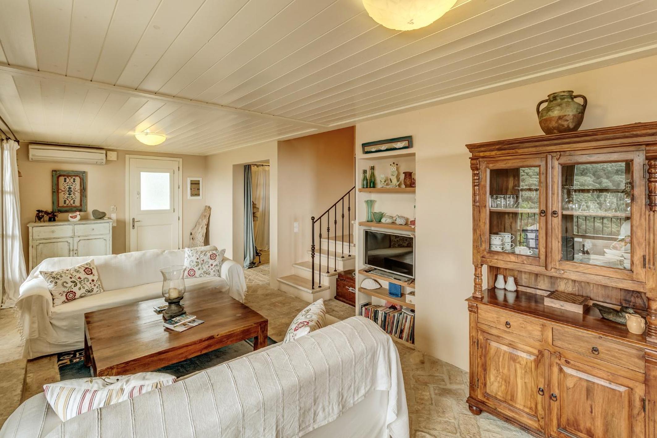 Four-Bedroom House photo 1