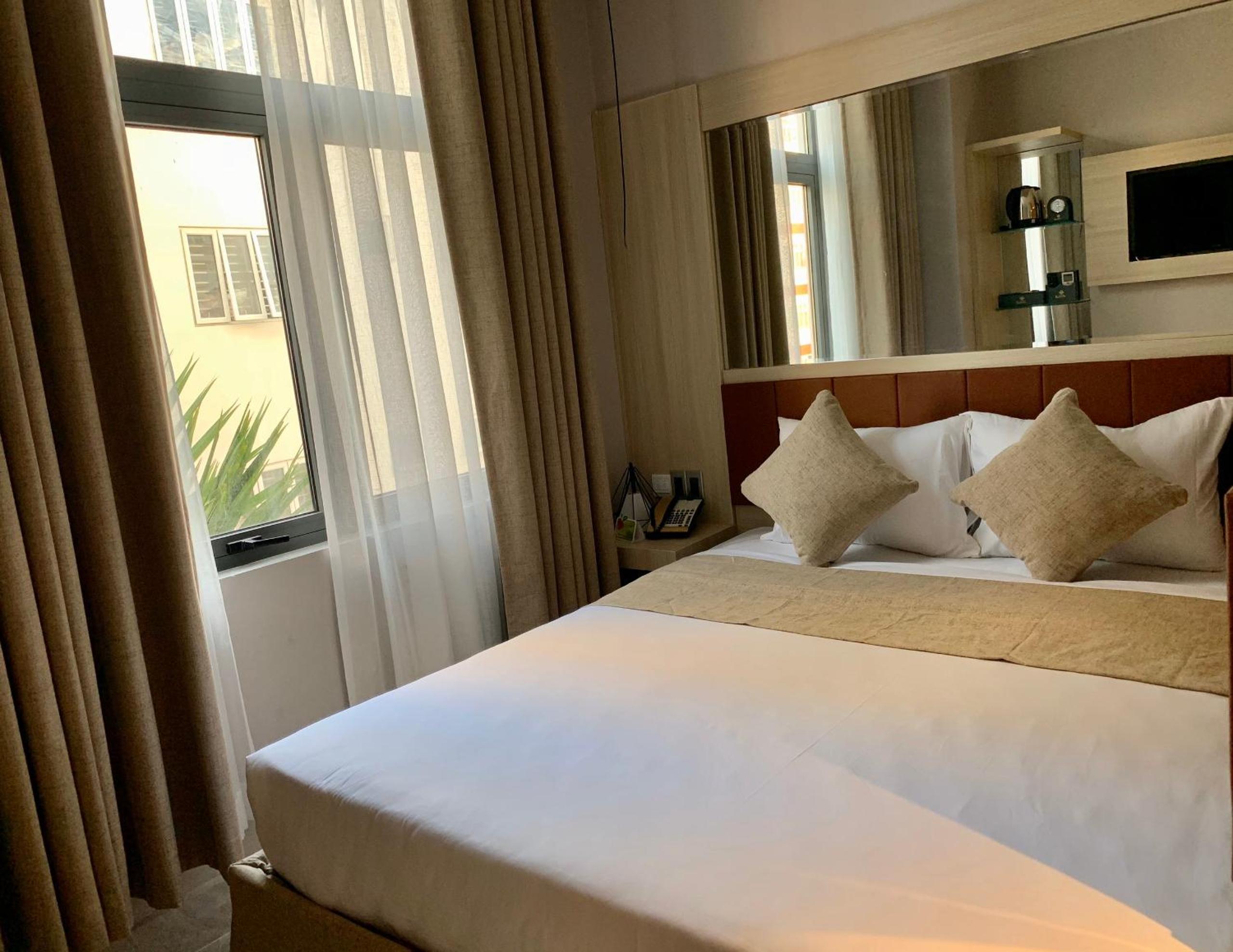 Superior Double Room - Photo 1