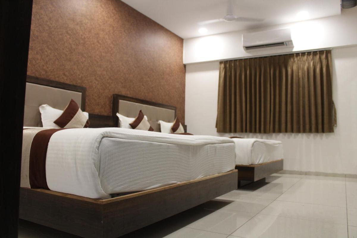 Deluxe Double Room - Photo 1