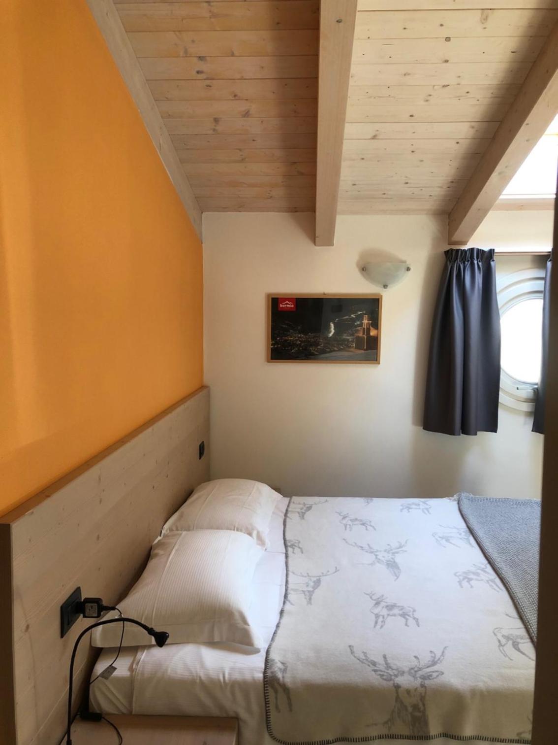 Double Room - Photo 3