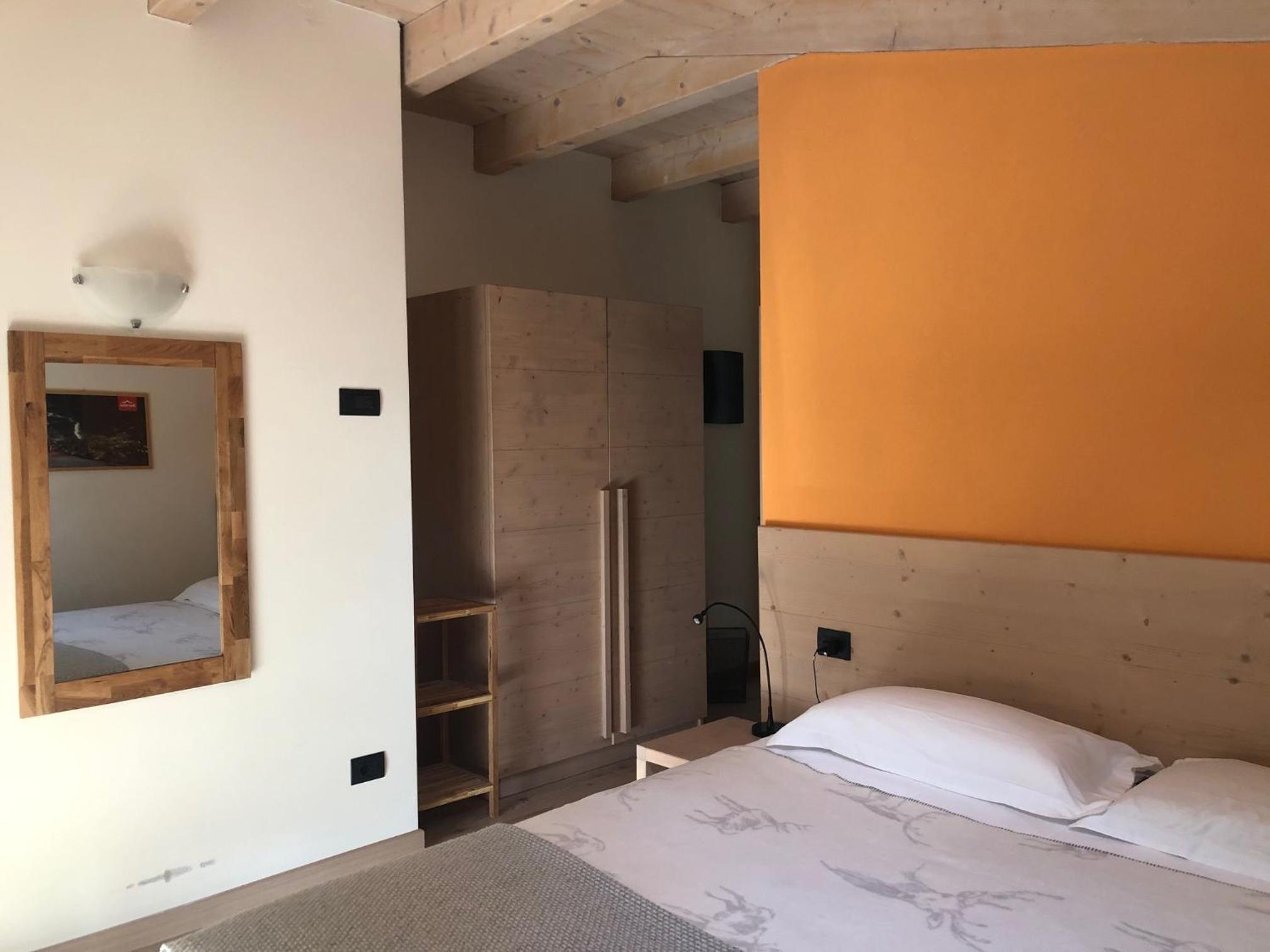 Double Room - Photo 6
