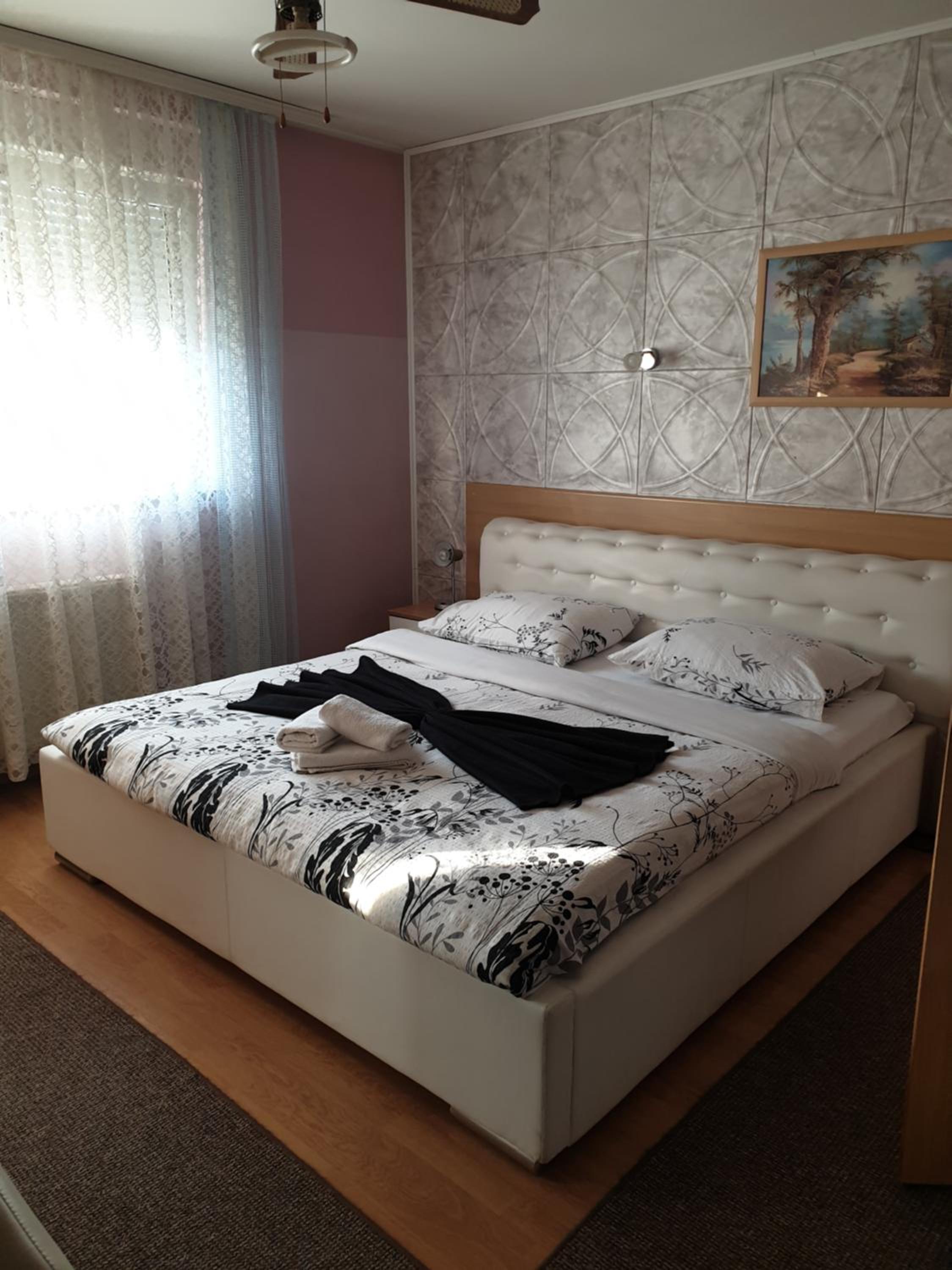 Deluxe Double or Twin Room - Photo 1
