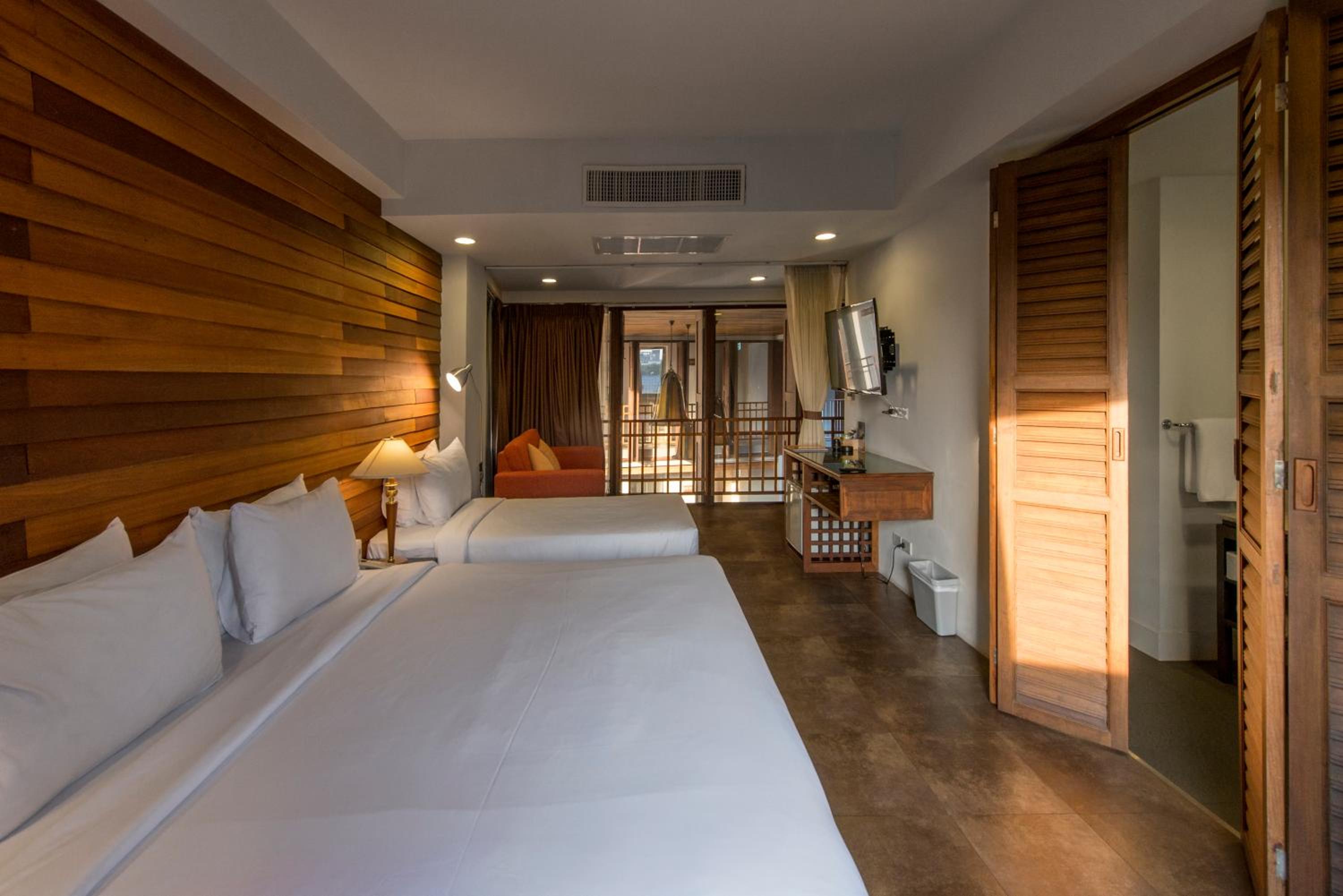 Deluxe Triple Room photo 3