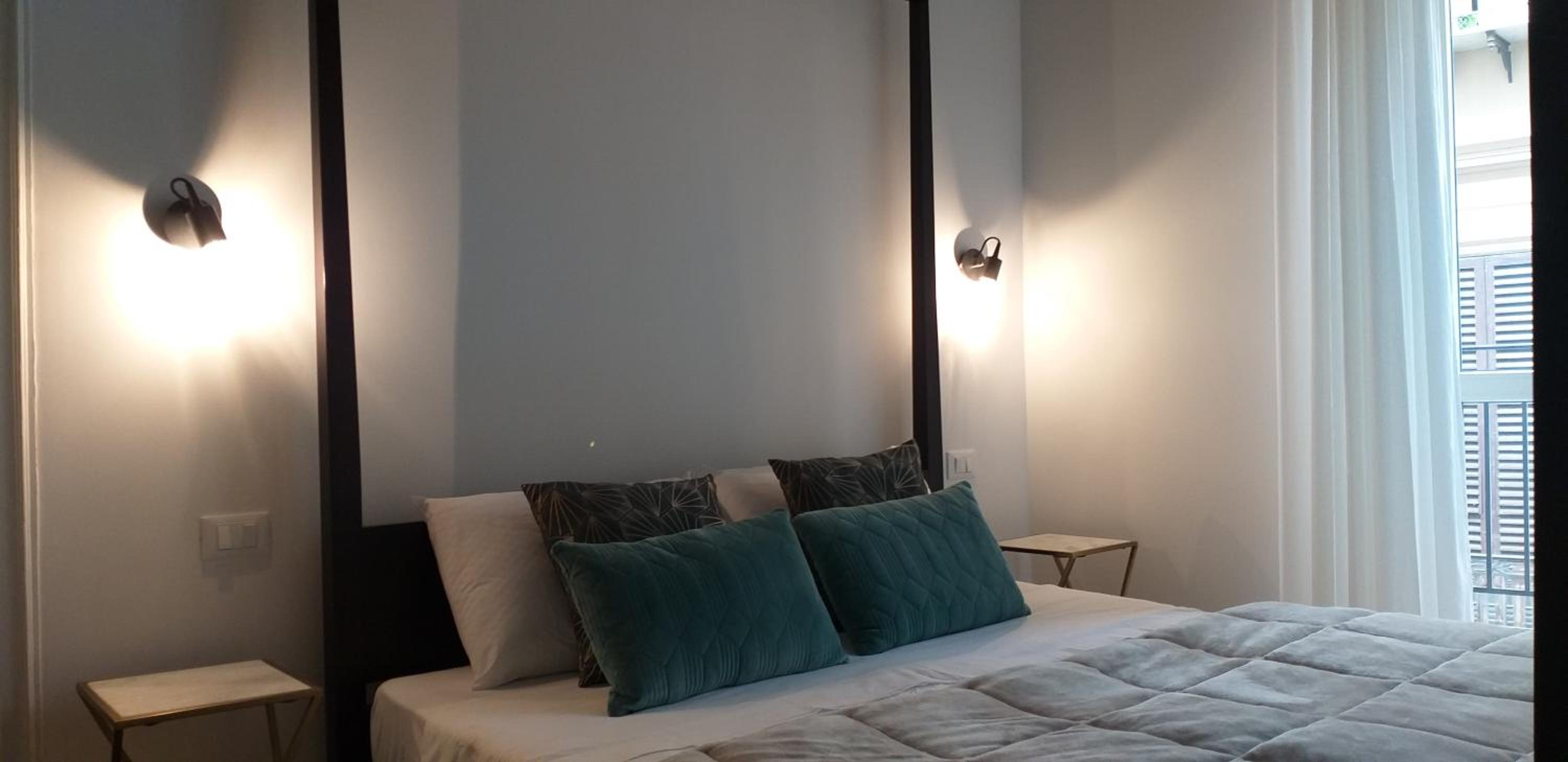 Deluxe Double Room with Shower - Photo 14