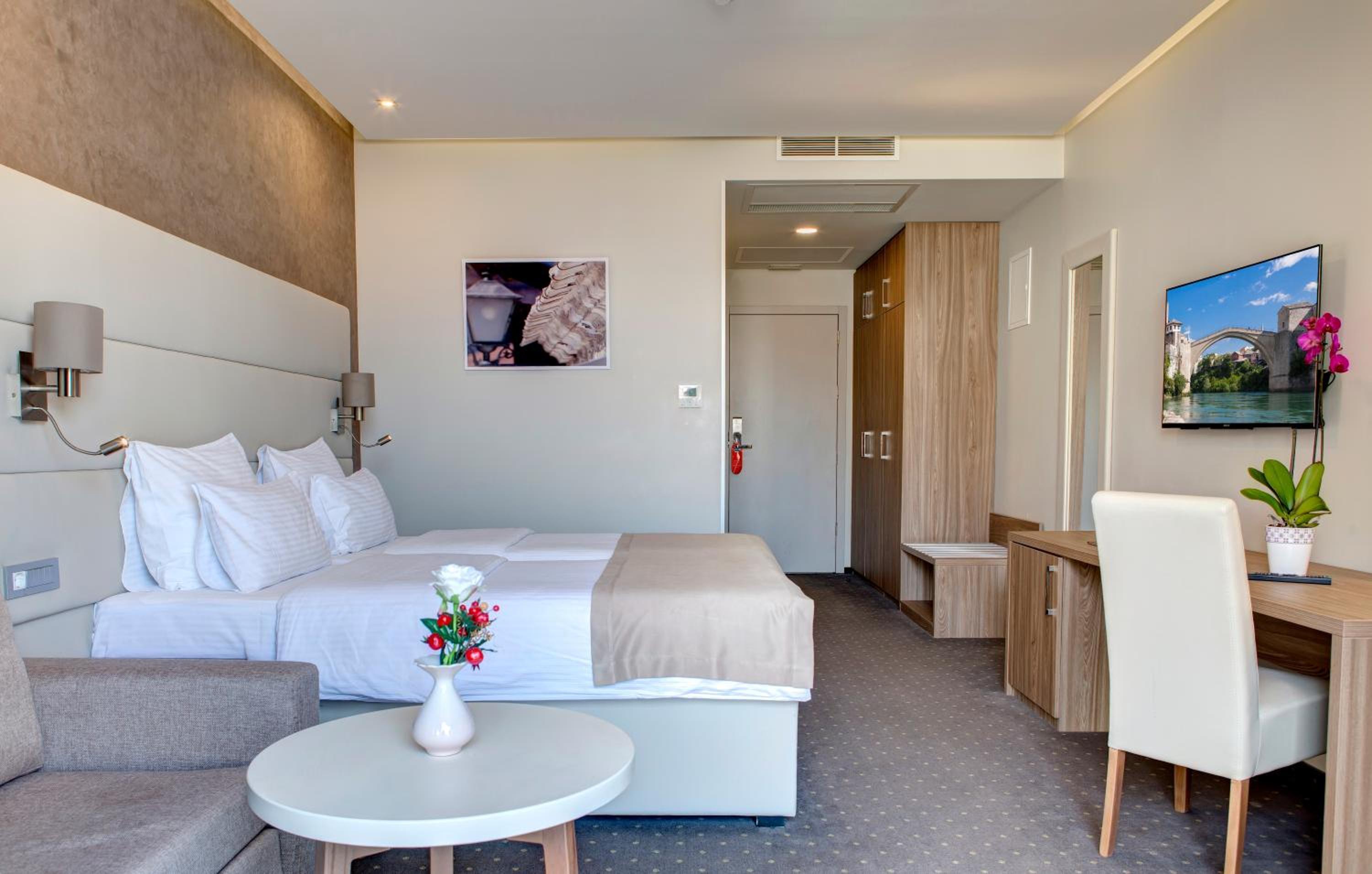 Deluxe Double Room photo 3