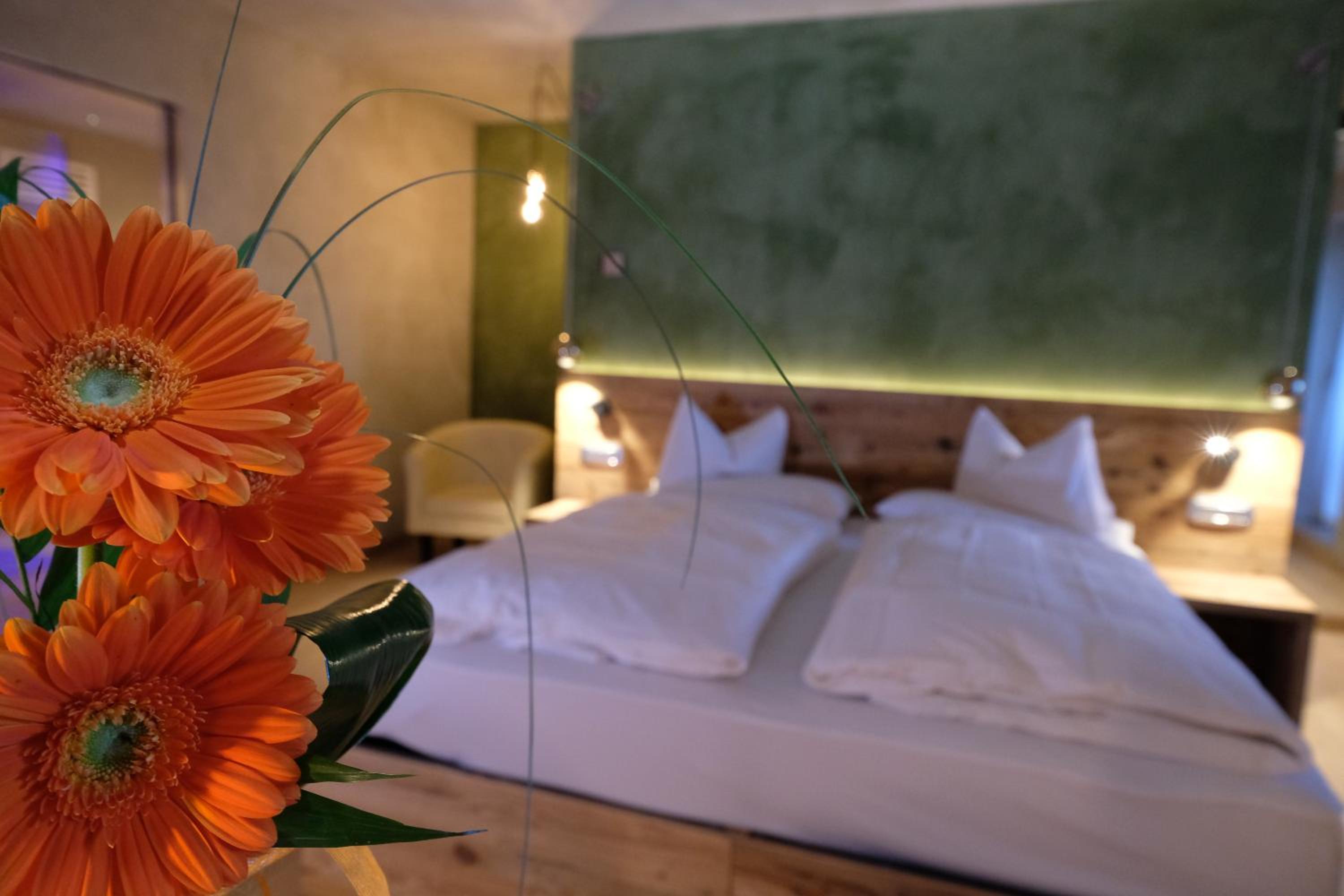 Deluxe Junior Suite - Photo 2