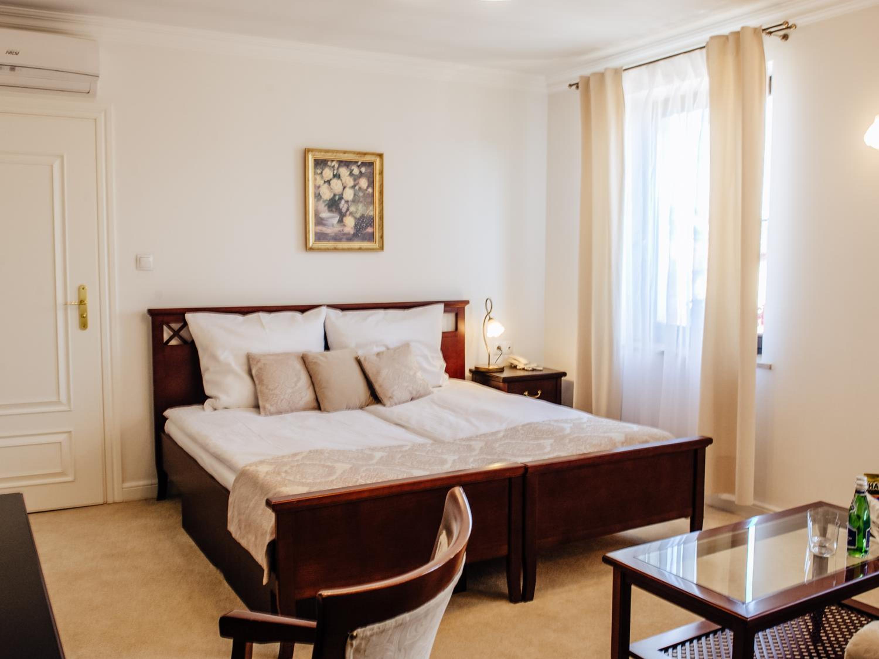 Deluxe Double Room - Photo 2