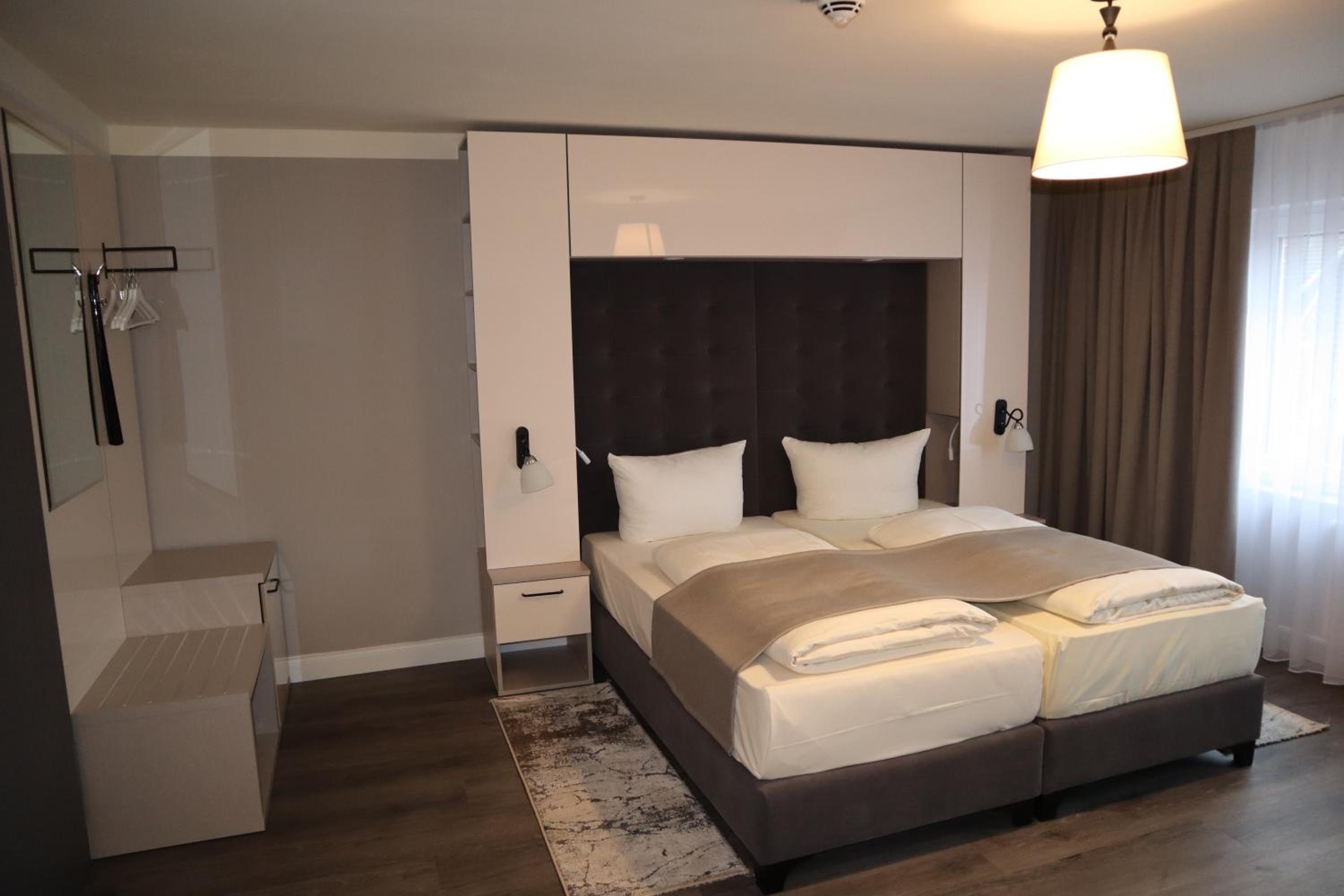 Family Room with Bathroom - Photo 3