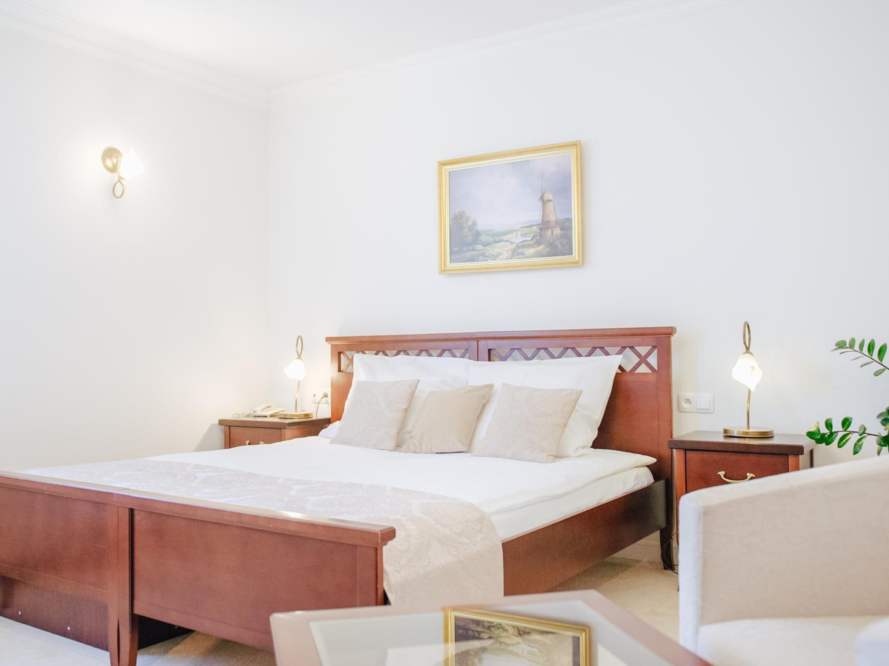 Double Room - Photo 10