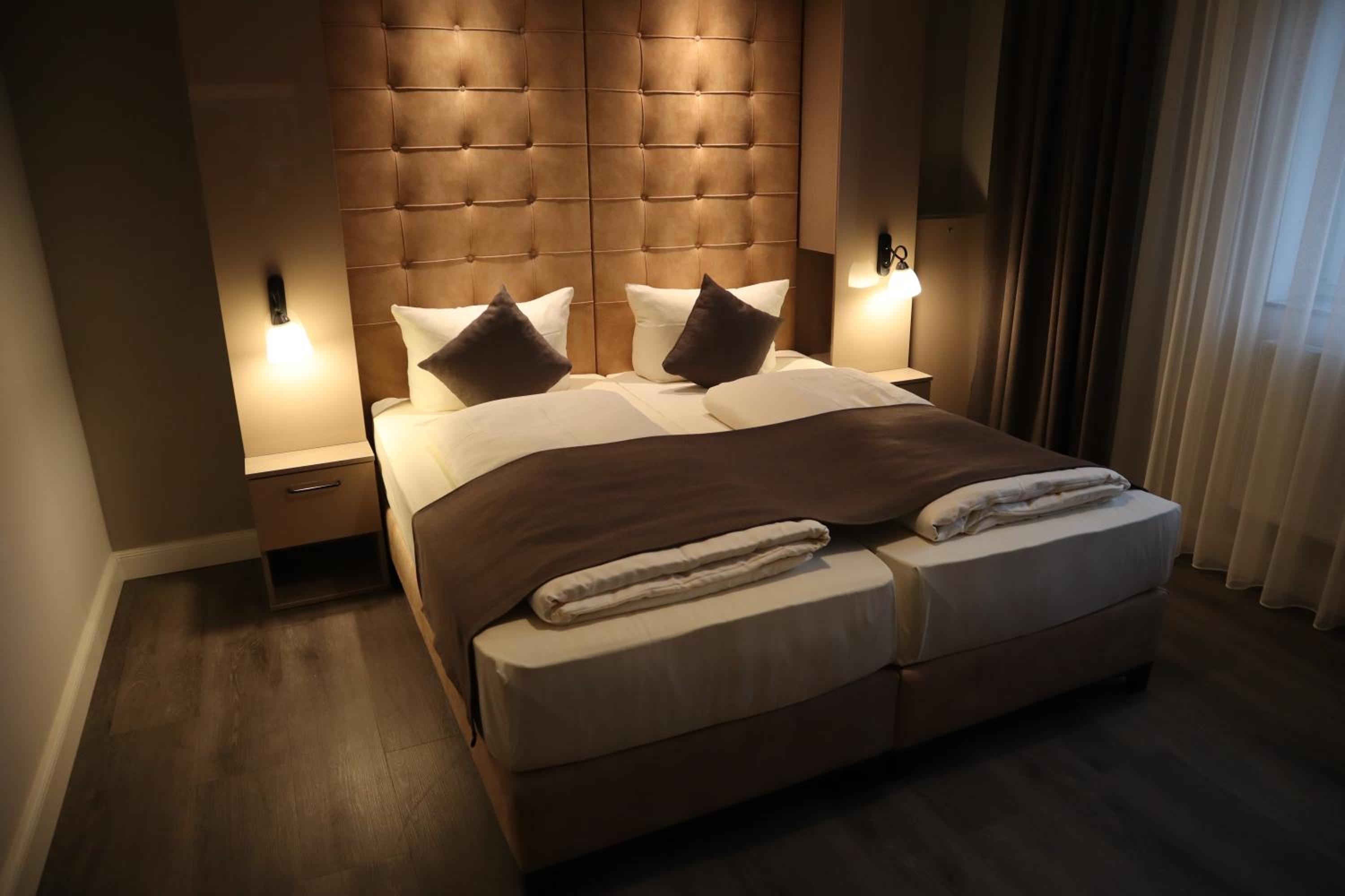 Deluxe Double Room - Photo 1