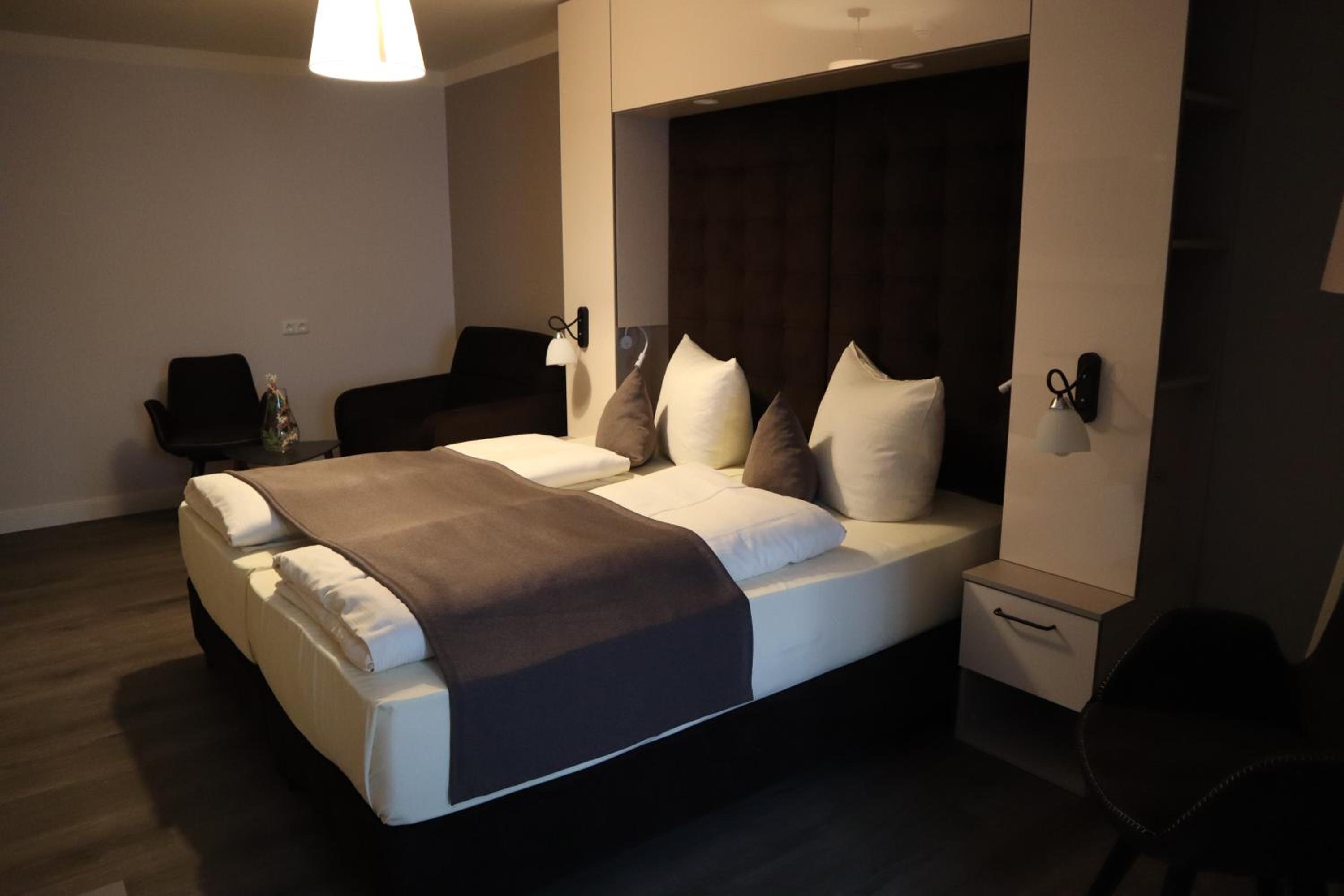 Deluxe Double Room - Photo 5