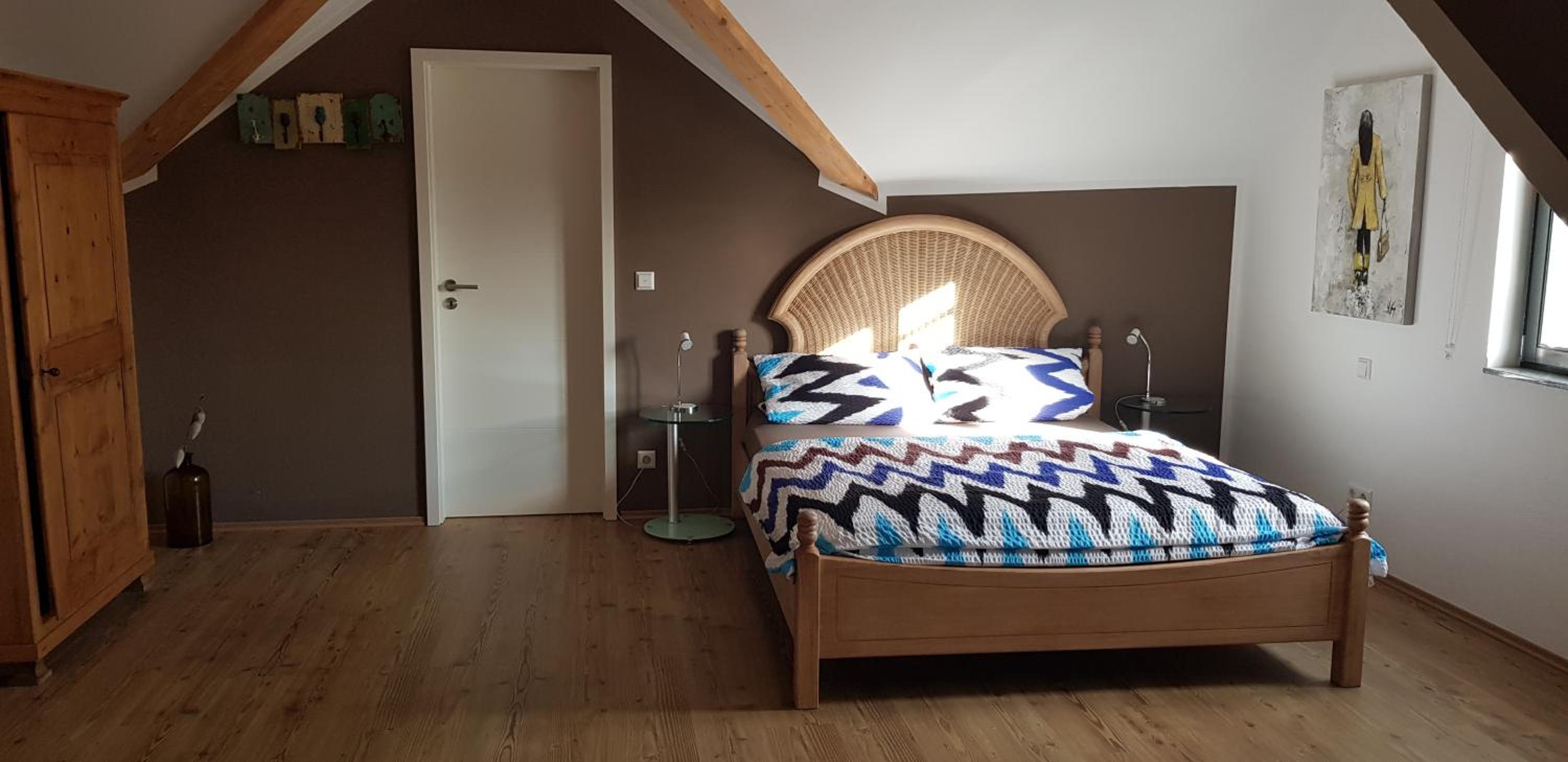 One-Bedroom Apartment photo 1
