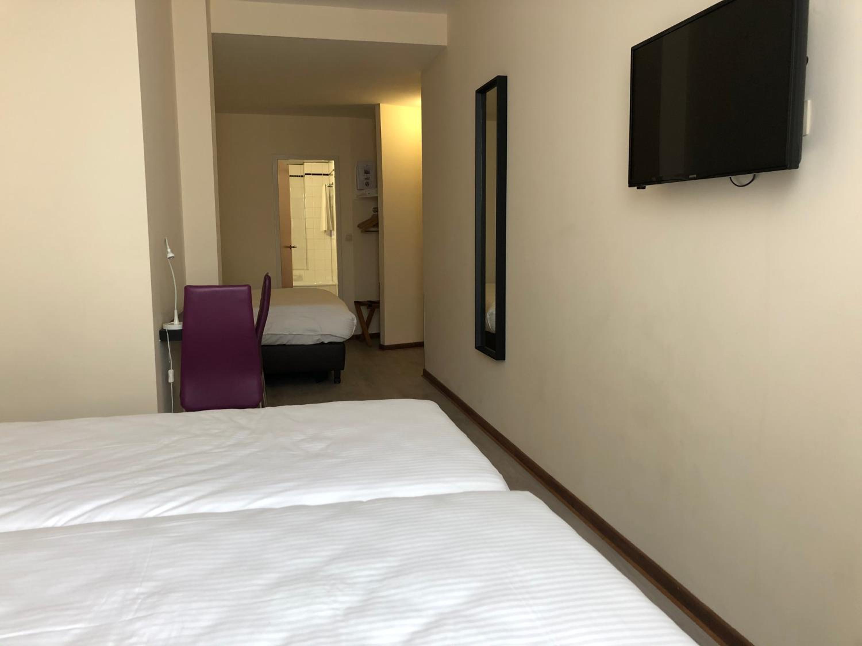 Quadruple Room - Photo 6
