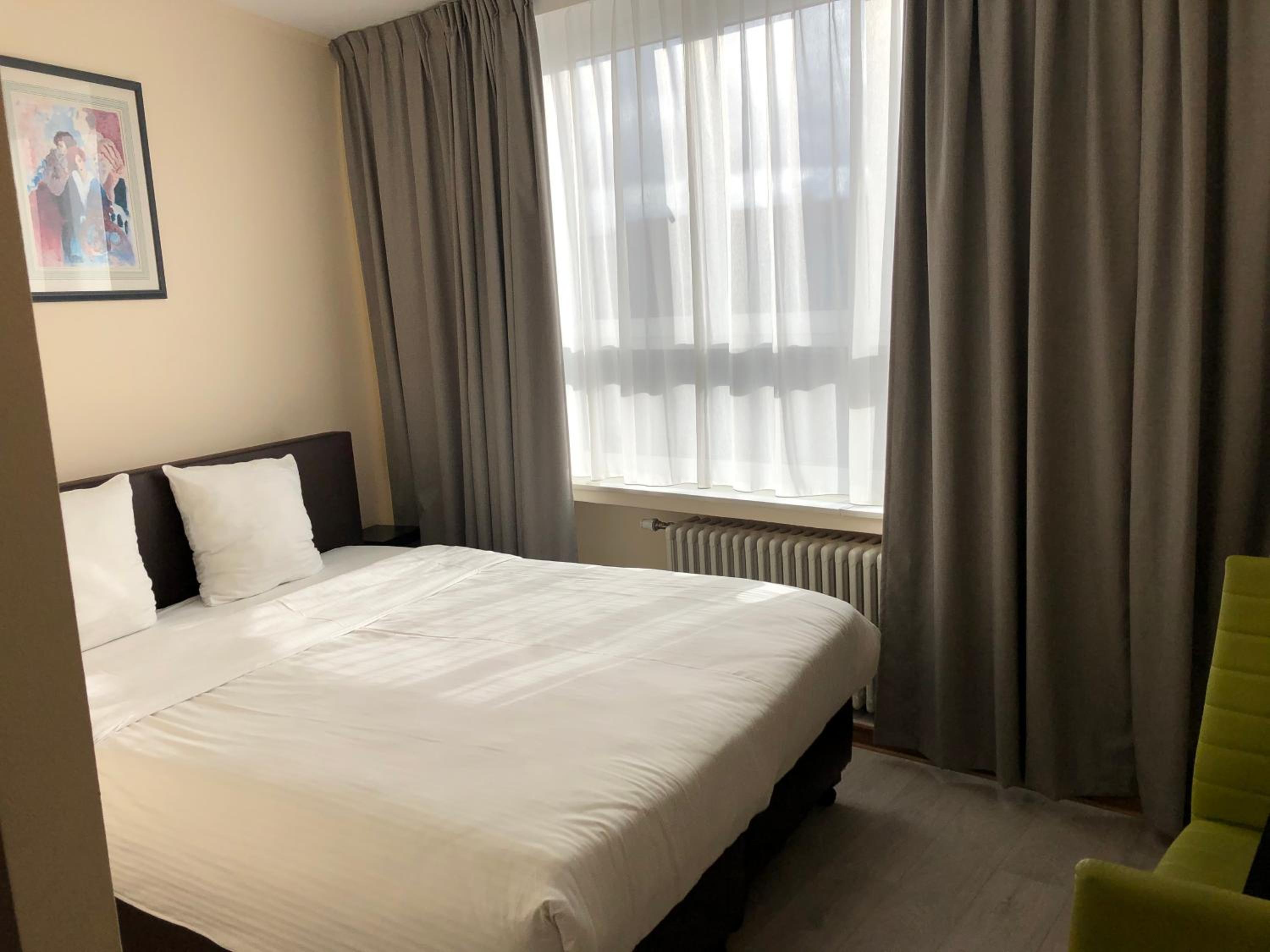 Double Room - Photo 4