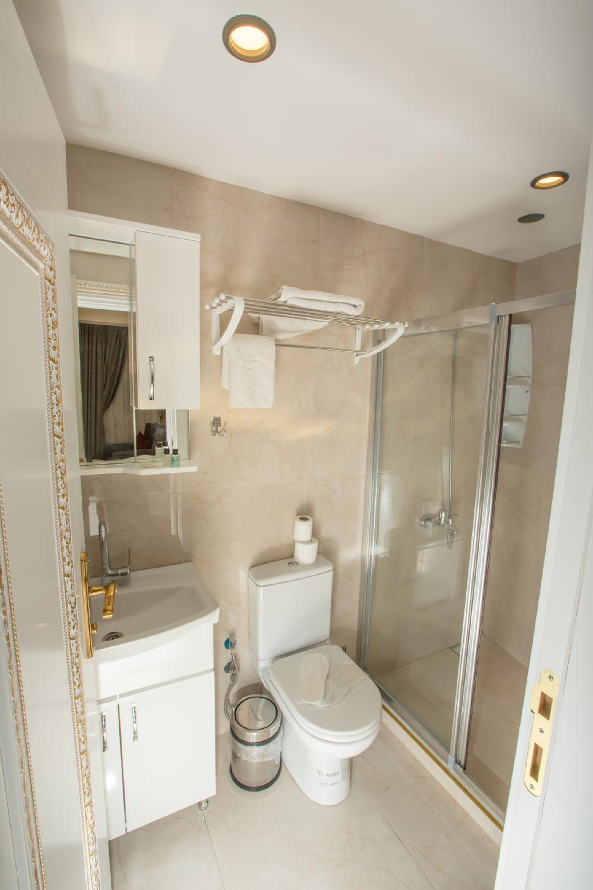 Deluxe Double Room with Sea View photo 3