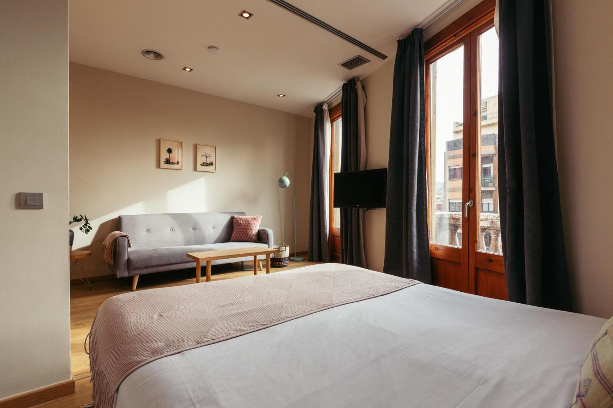 Apartamento con Balcón